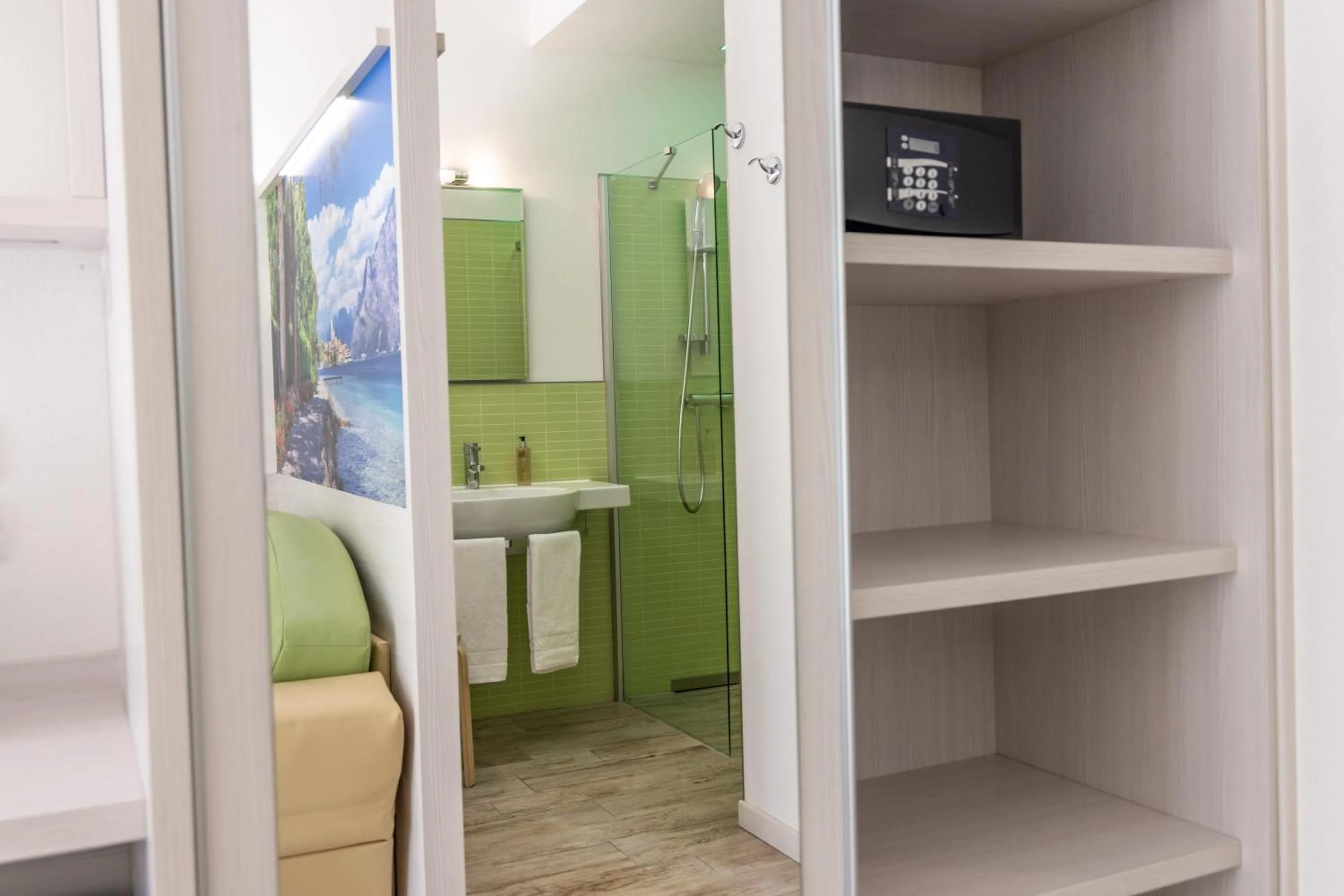 wardrobe in Hotel Augusta