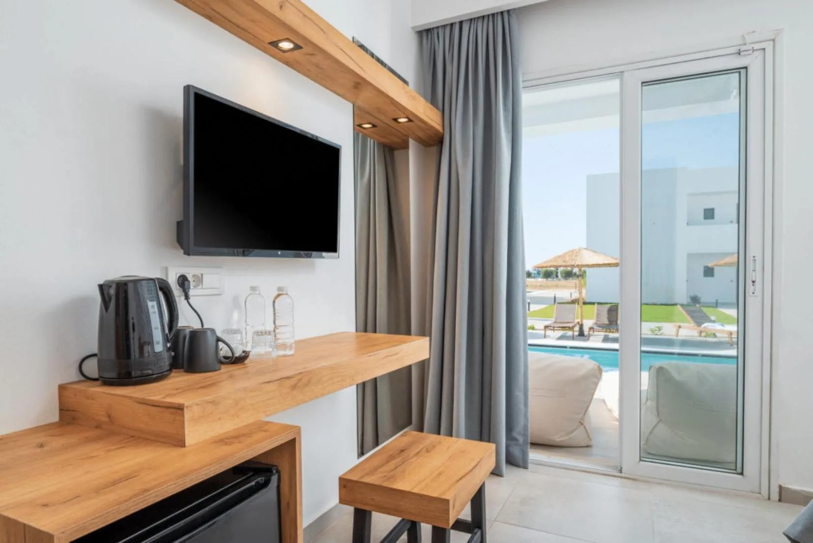 Summer Village of Hippokrates - Adults only