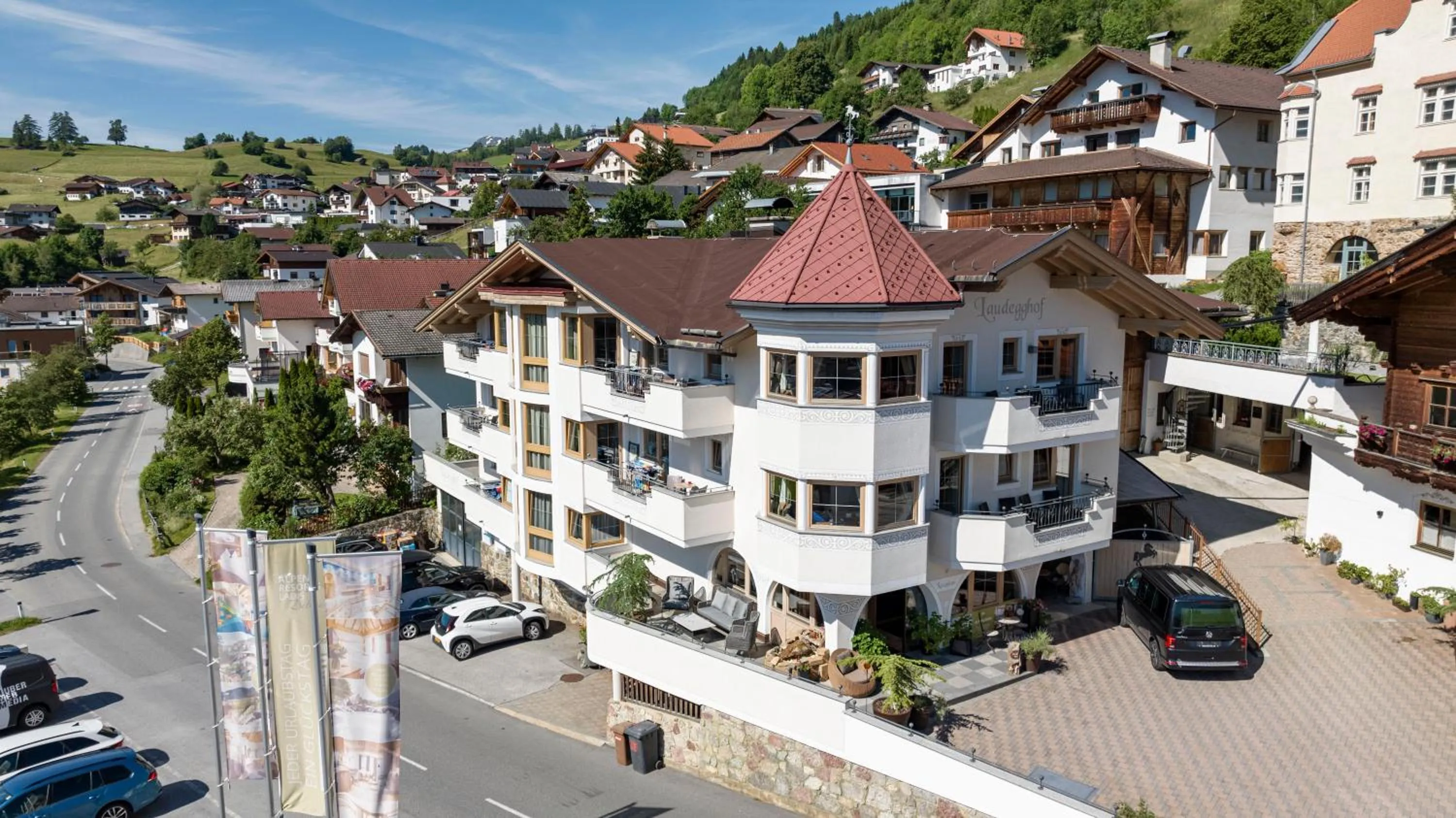 Property building in LAUDEGGHOF Ladis