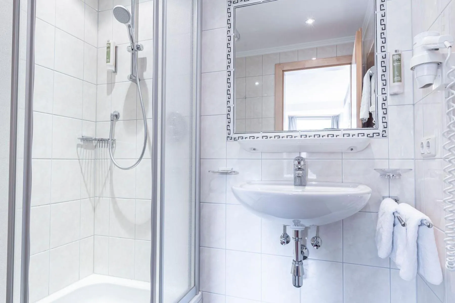 Shower in LAUDEGGHOF Ladis