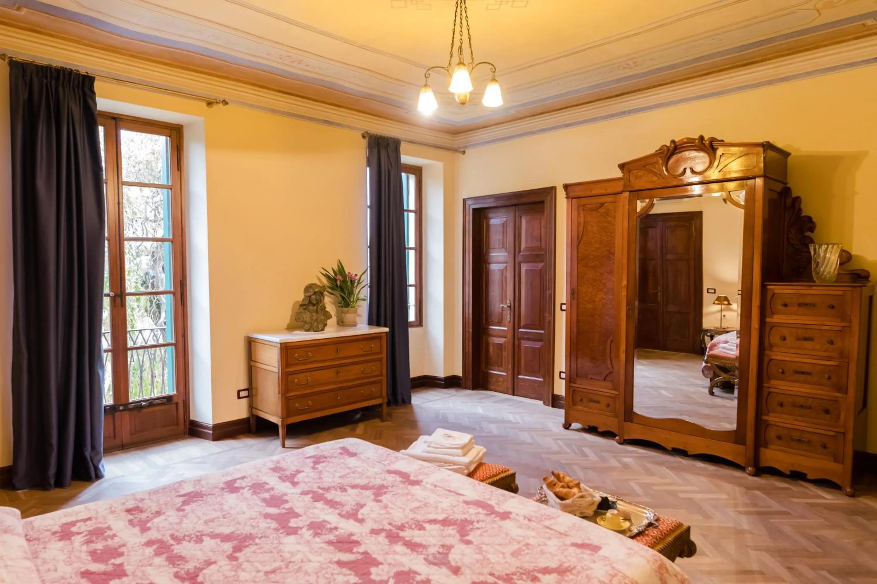Photo of the whole room, Bed in Villa Nichesola