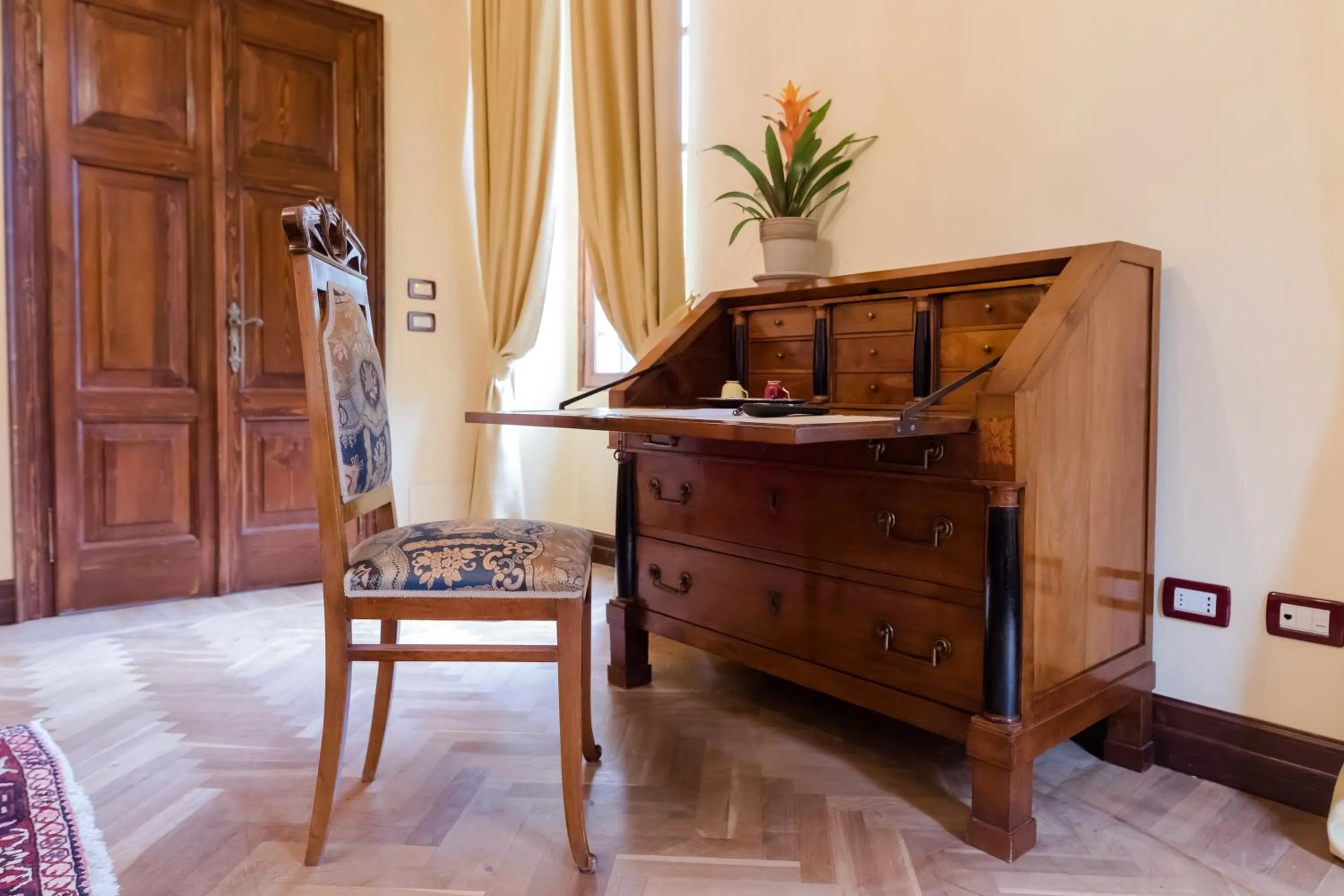 Seating area in Villa Nichesola