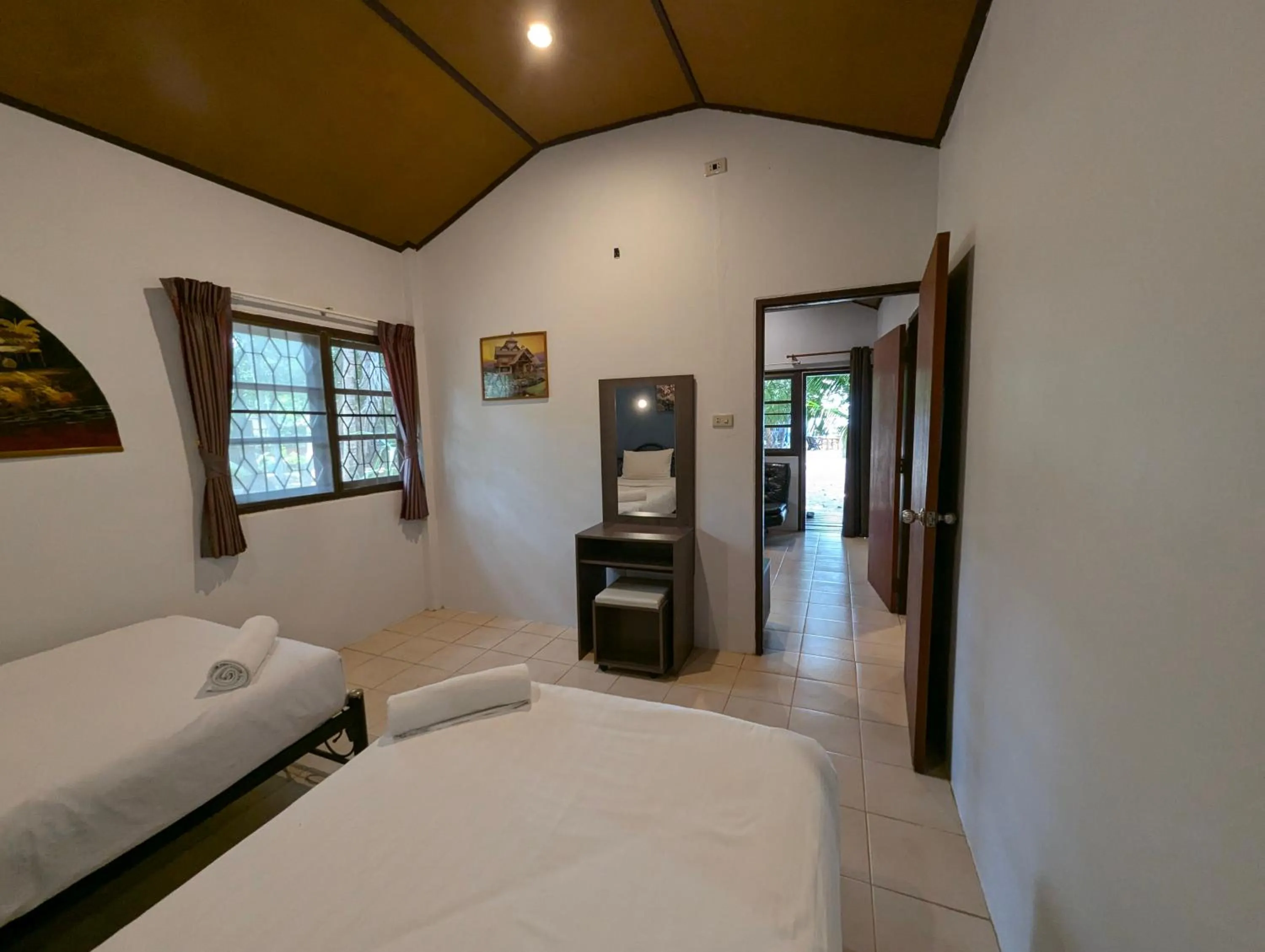 Bedroom, Bed in Moonhut Bungalows