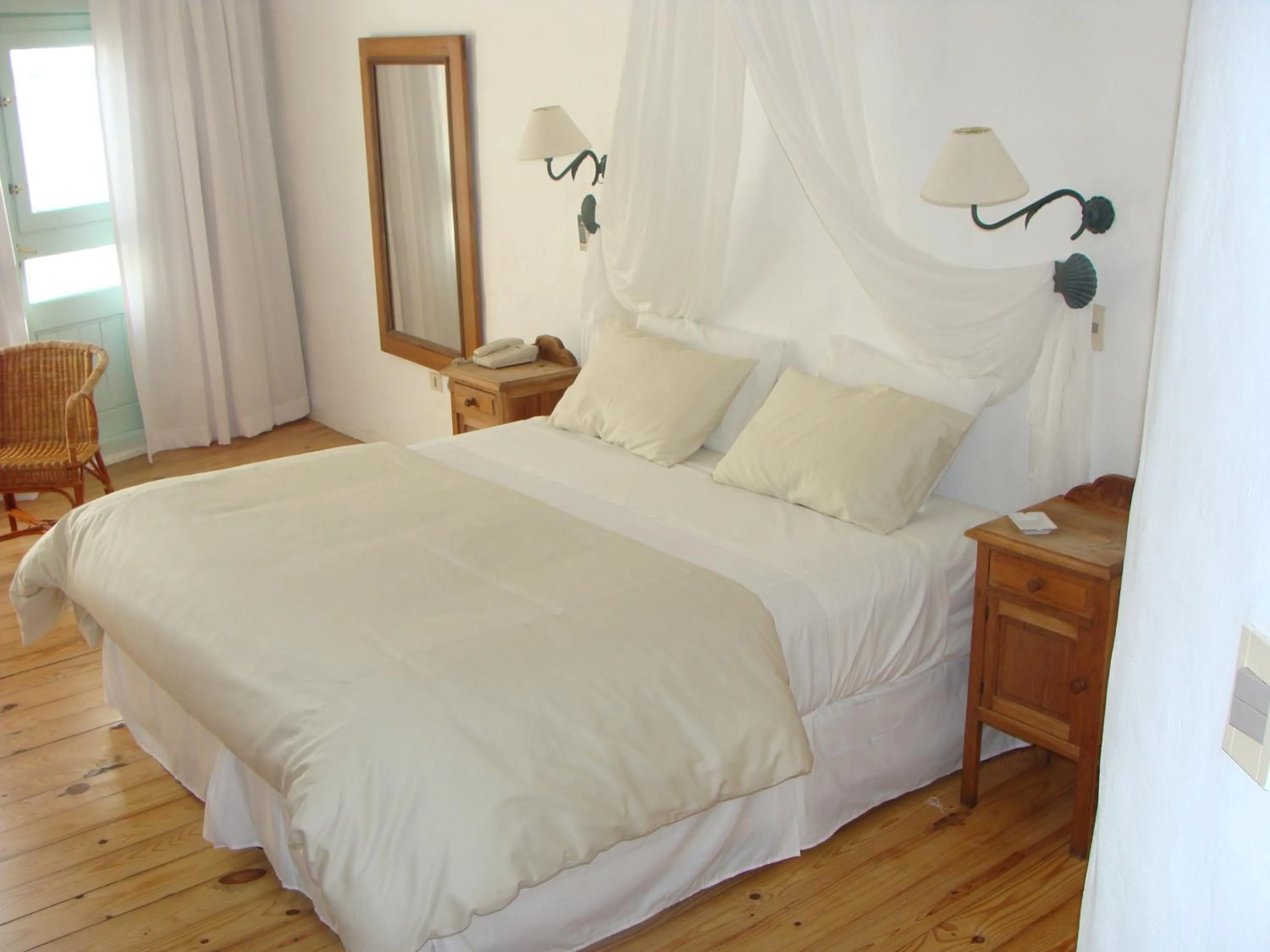 Bedroom, Bed in Club Hotel Casapueblo