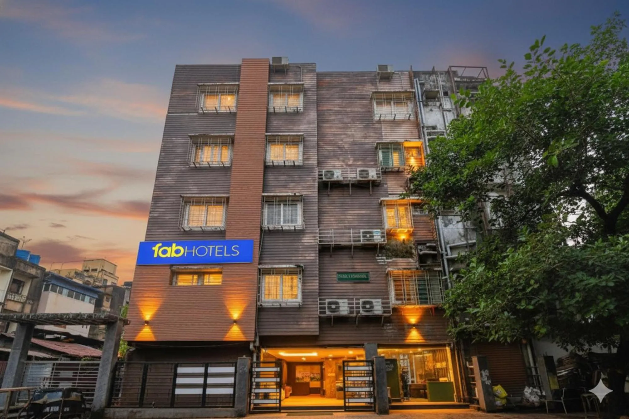 Property building in Via Krishna I - Nr Birla Industrial & Tech Museum