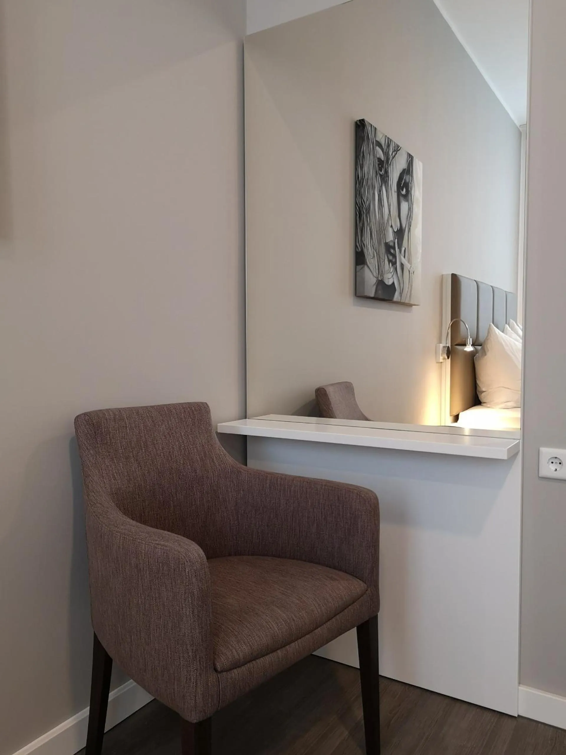 Seating area in Trip Inn PostApart Aschaffenburg