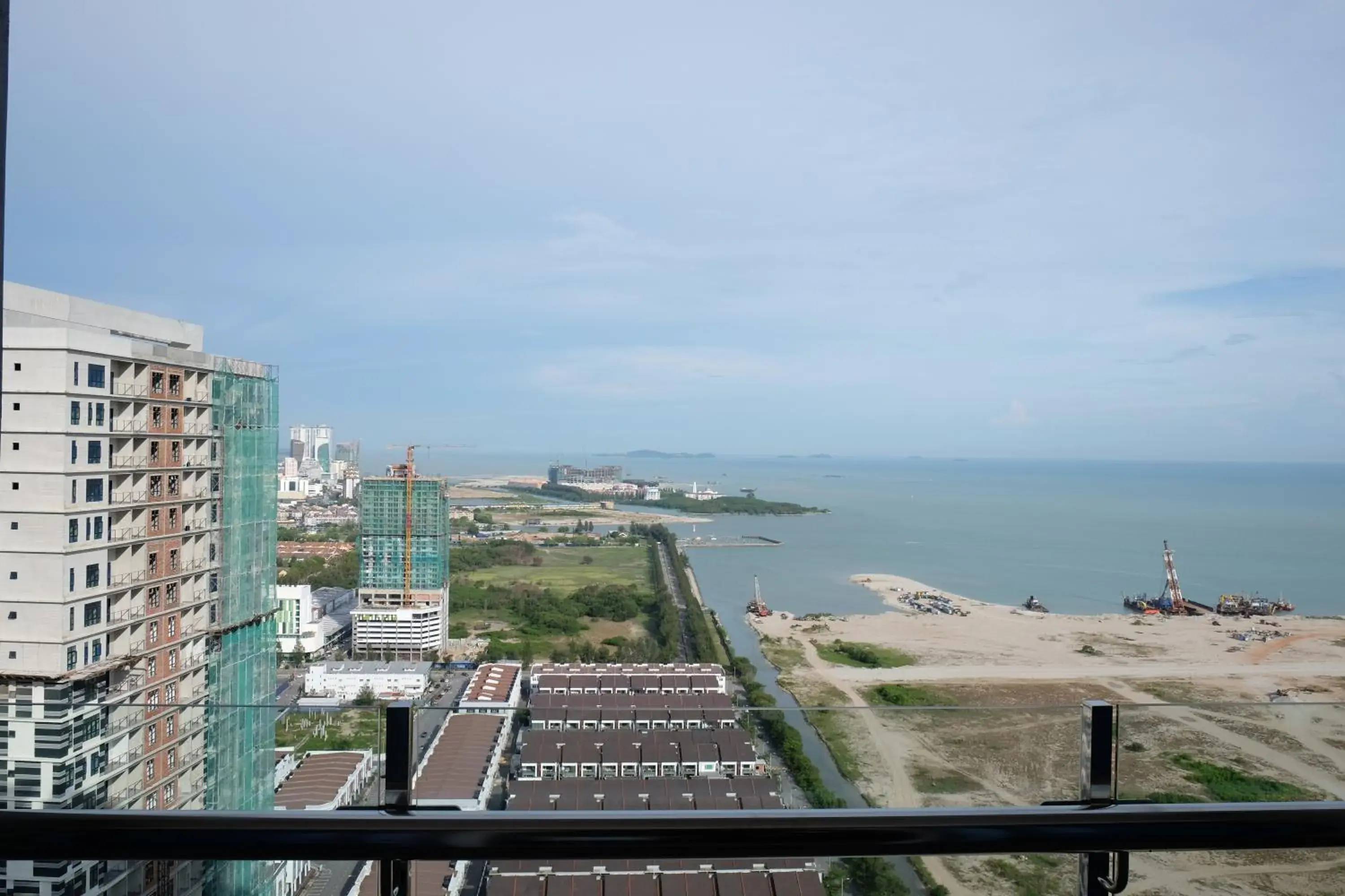 Sea view in Atlantis Residence @ Icon Stay Melaka Sea view in Atlantis Residence @ Icon Stay Melaka