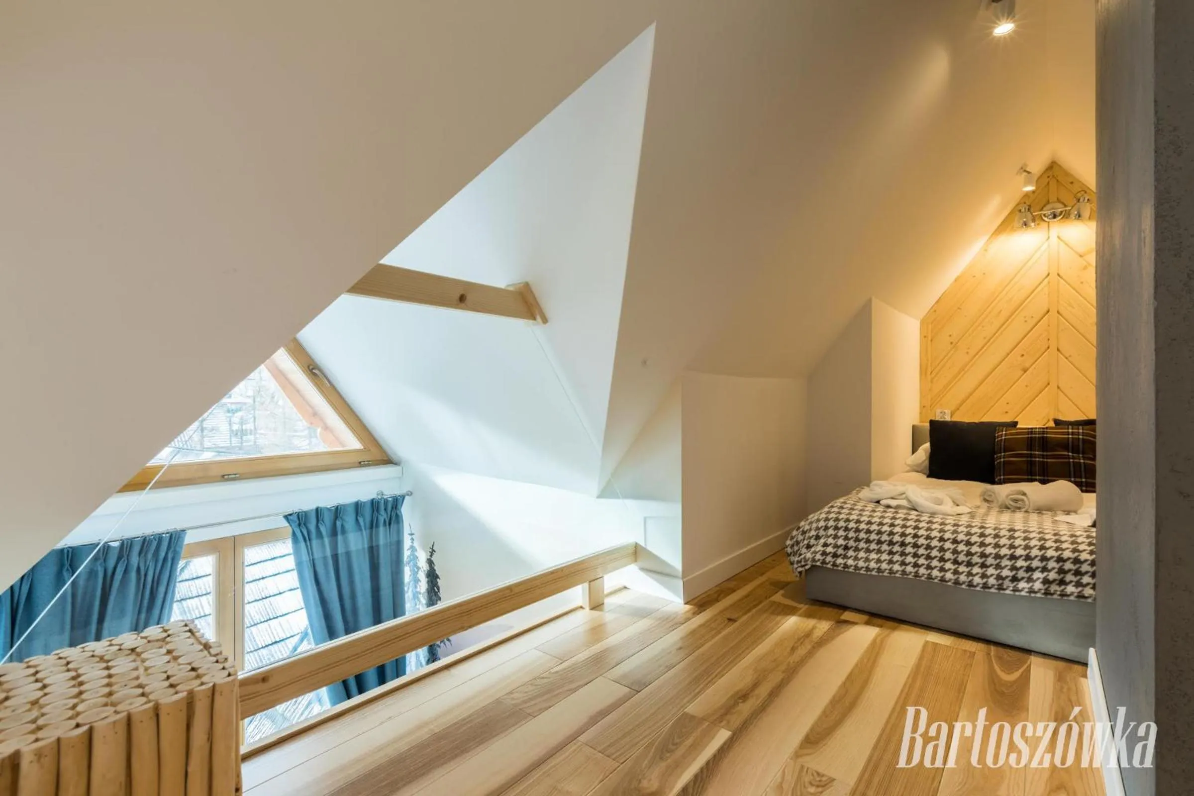 Living room, Bed in Rezydencja Zakopiańska