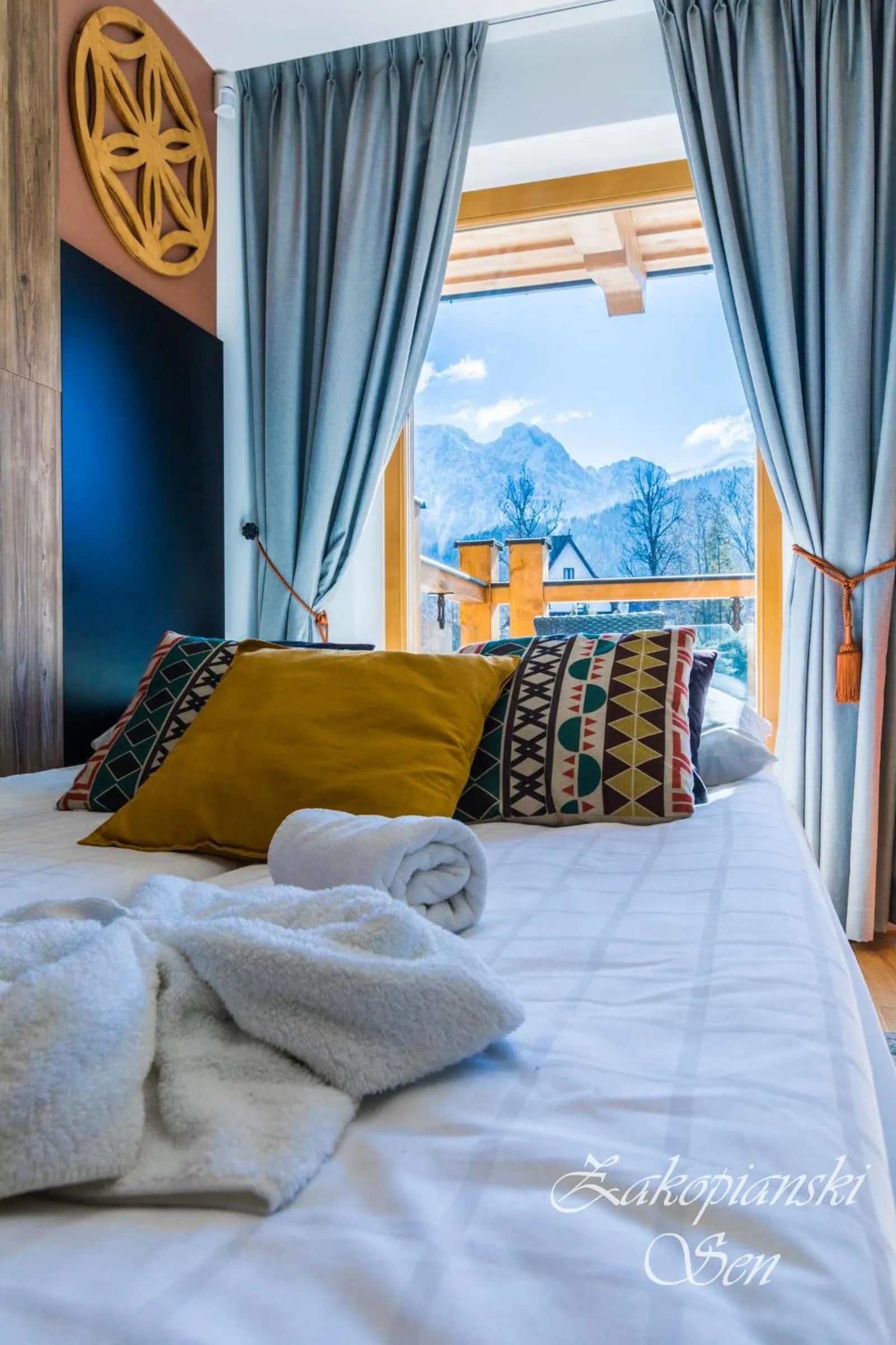 Living room, Bed in Rezydencja Zakopiańska