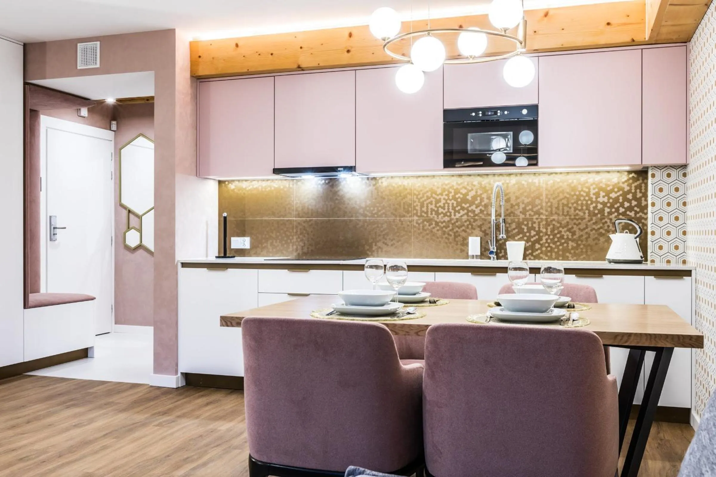 Kitchen or kitchenette in Rezydencja Zakopiańska