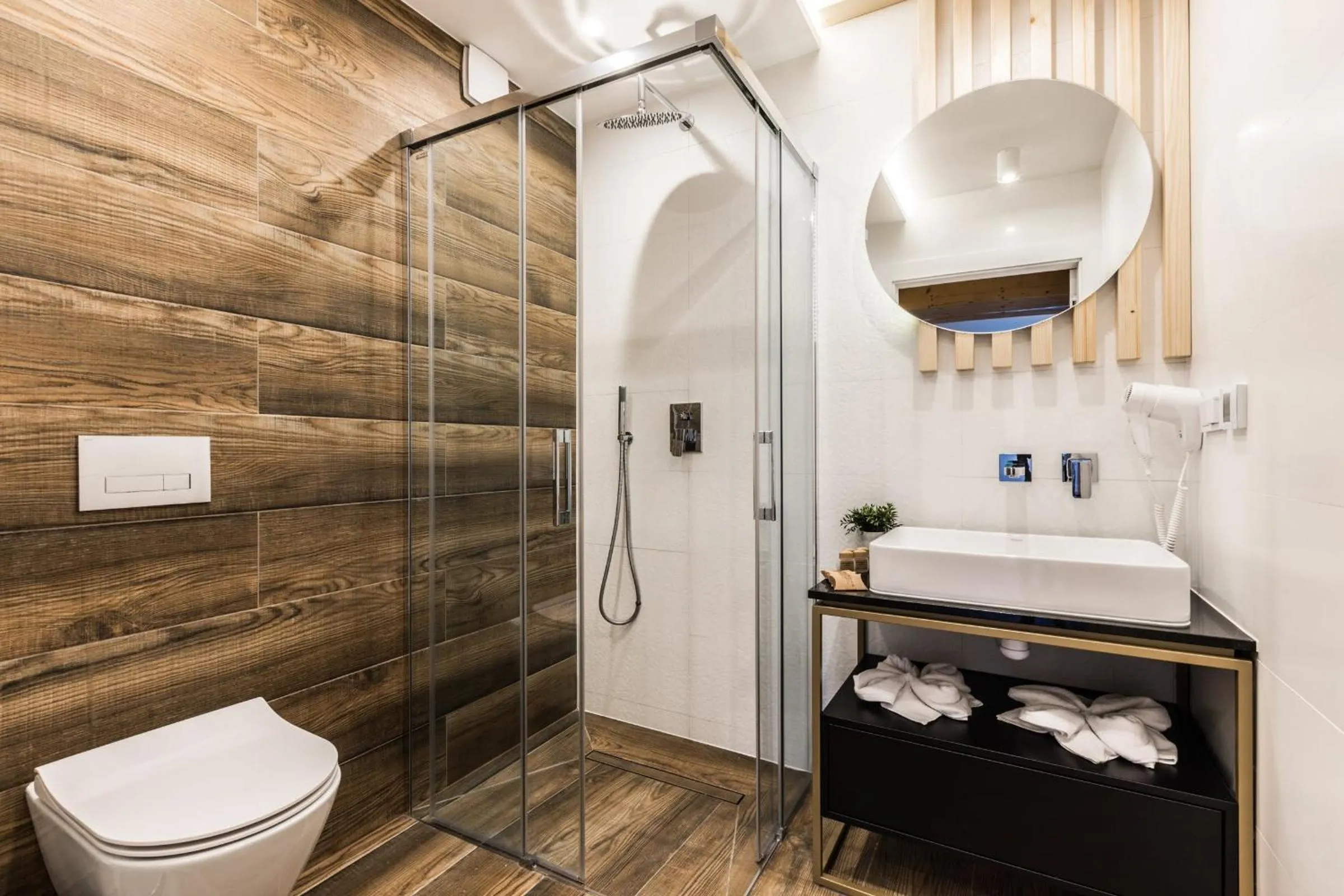 Bathroom in Rezydencja Zakopiańska