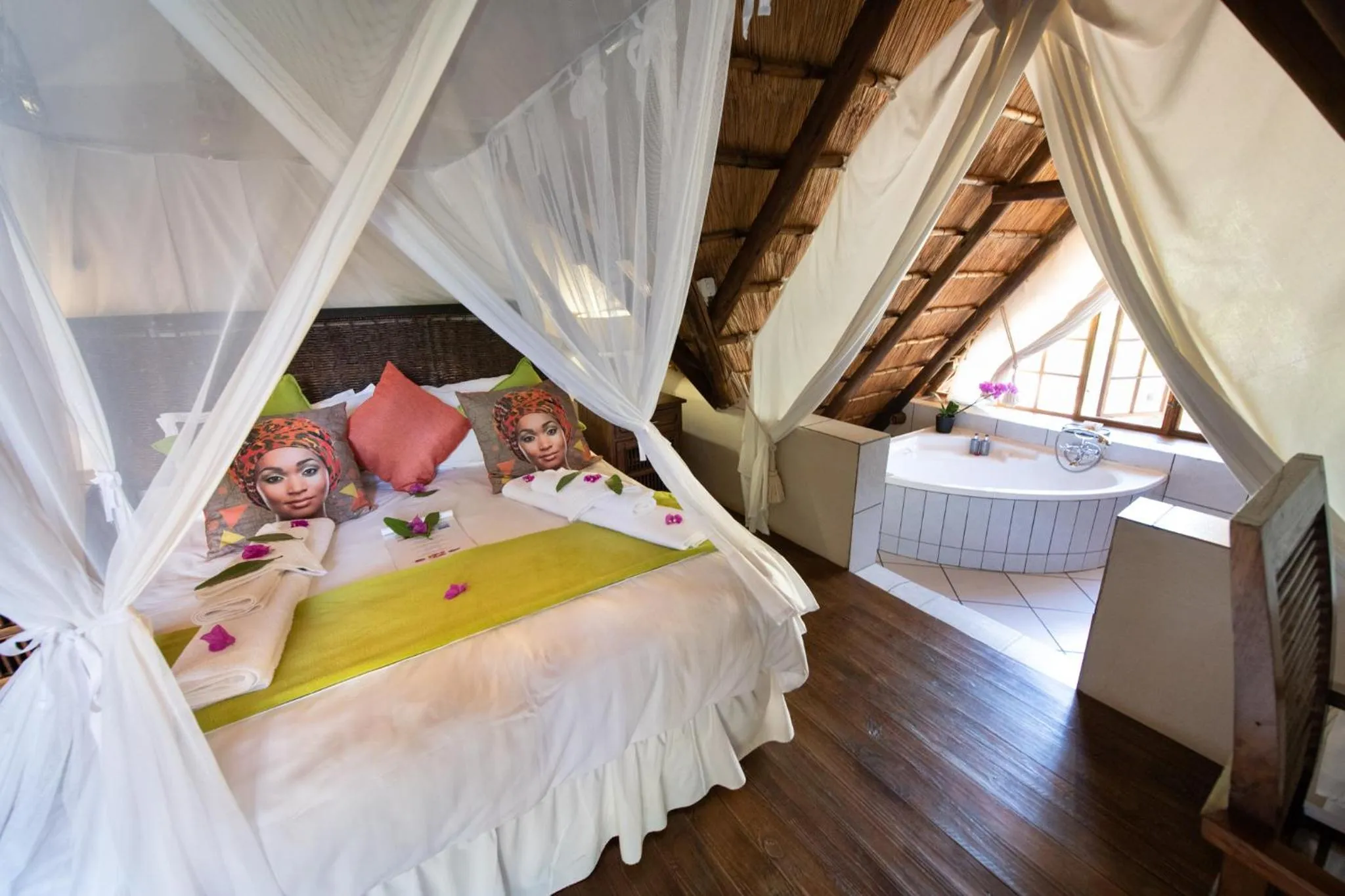 Bedroom, Bed in Blyde River Canyon Lodge