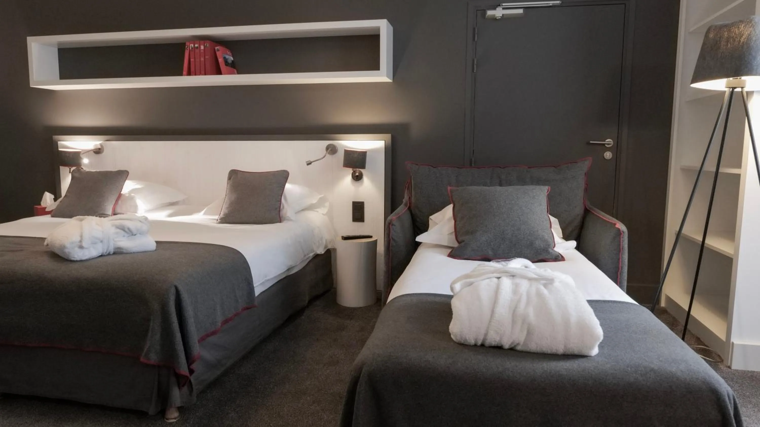 Bed in Le Faucigny - Hotel de Charme & SPA