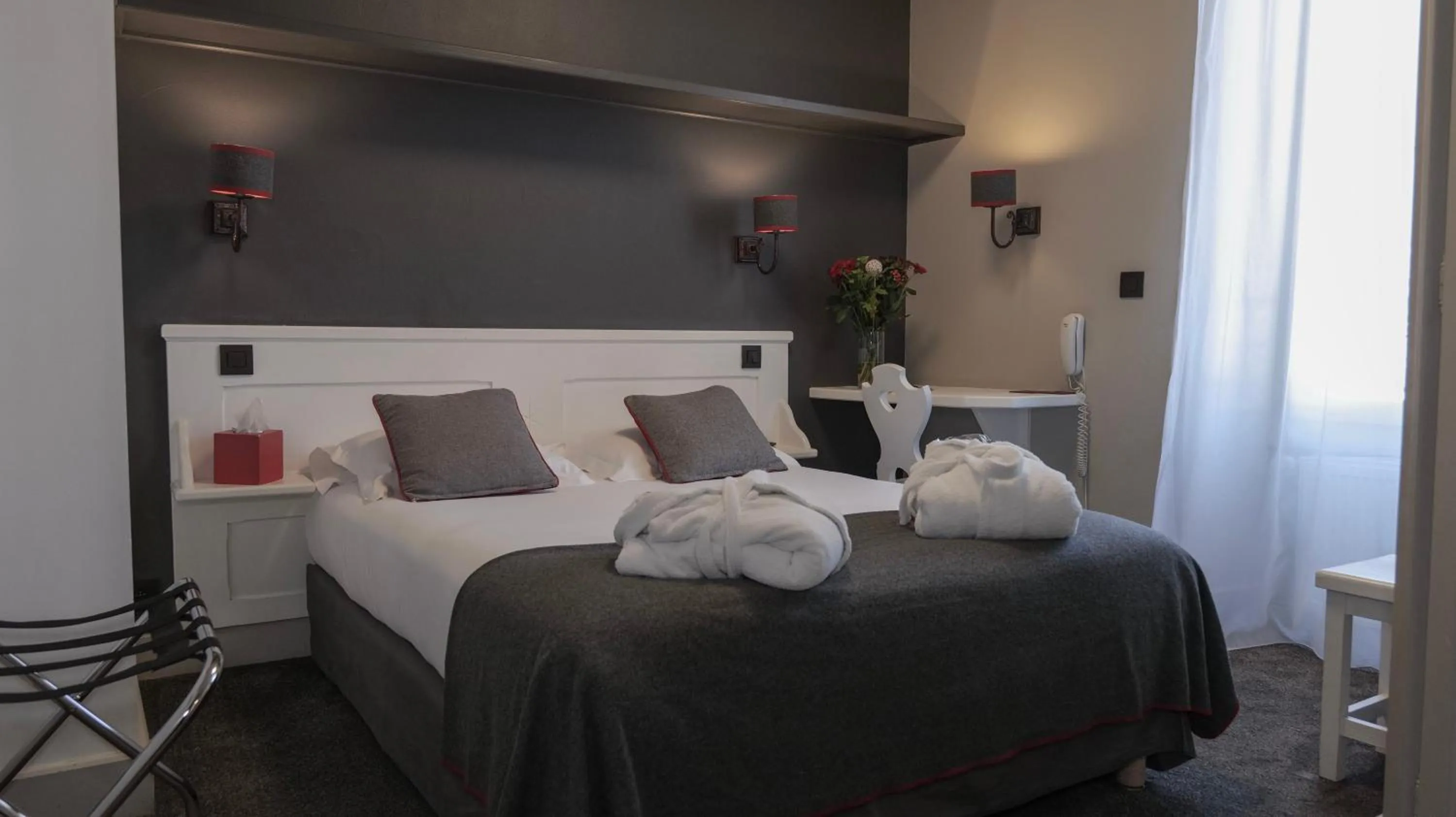 Bed in Le Faucigny - Hotel de Charme & SPA