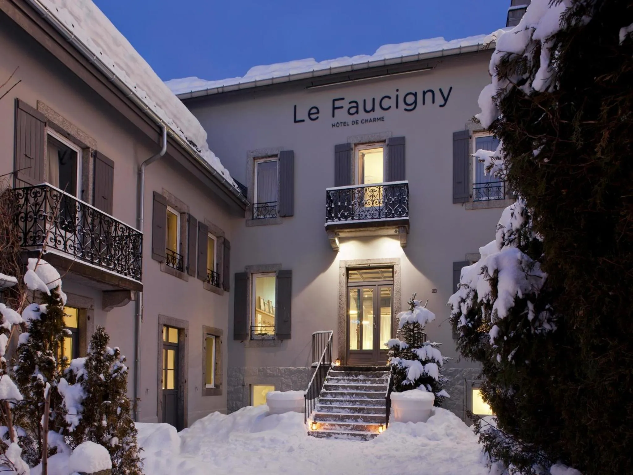 Property building in Le Faucigny - Hotel de Charme & SPA