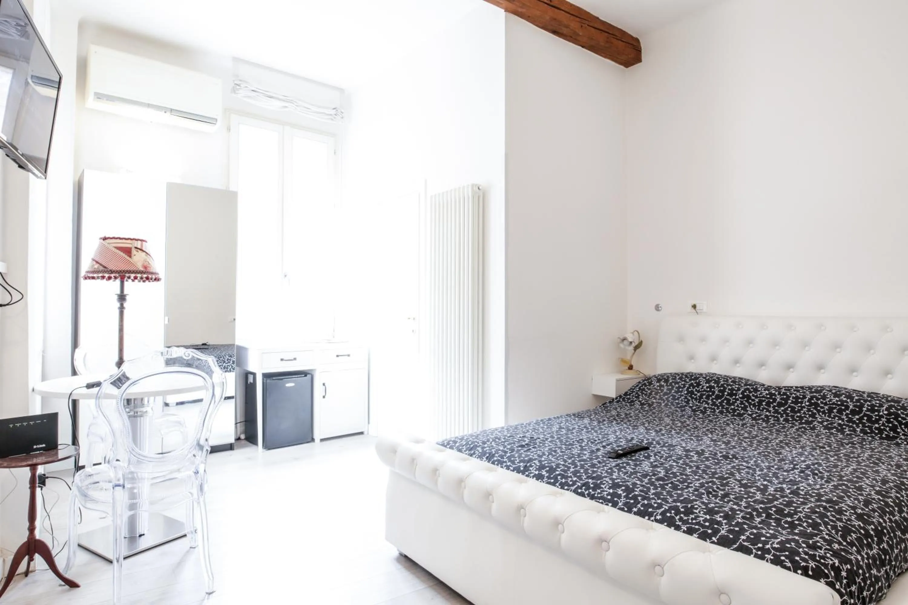 Photo of the whole room, Bed in Myrtha bb