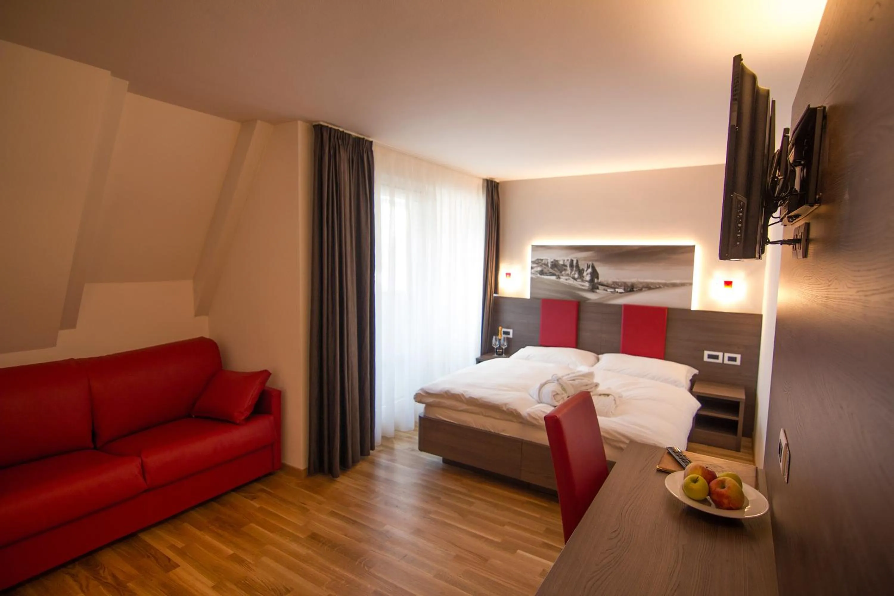 Bed in Hotel Comfort Erica Dolomiti Val d'Adige