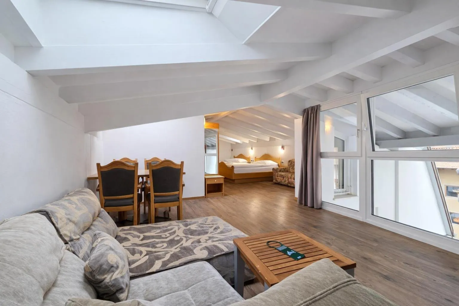 Bed in Hotel Comfort Erica Dolomiti Val d'Adige