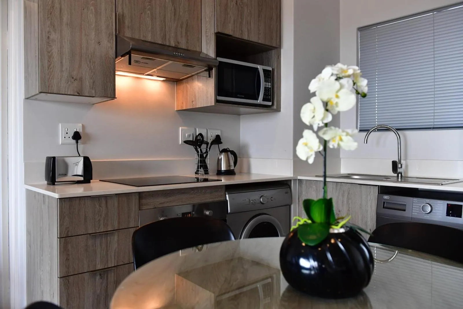 Kitchen or kitchenette in Innov8 Spaces