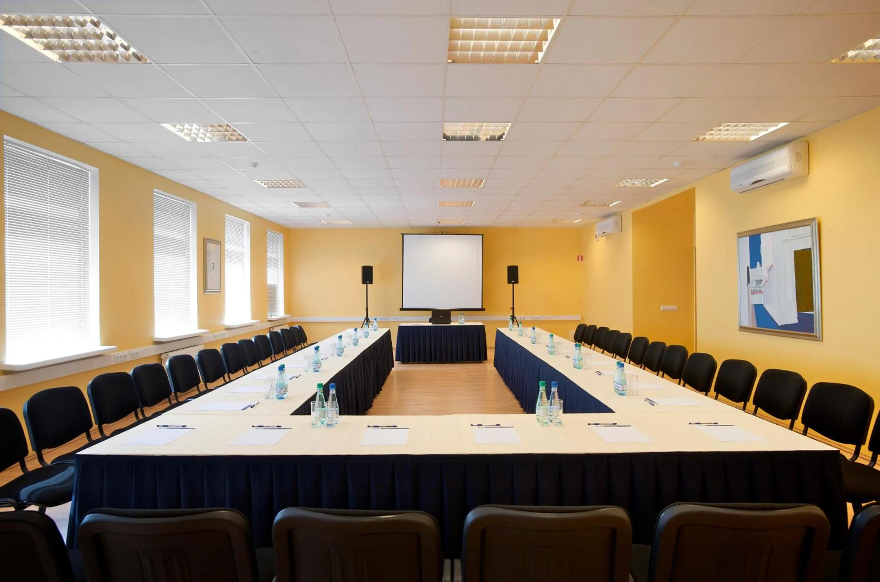 Business facilities in Pan Tadeusz