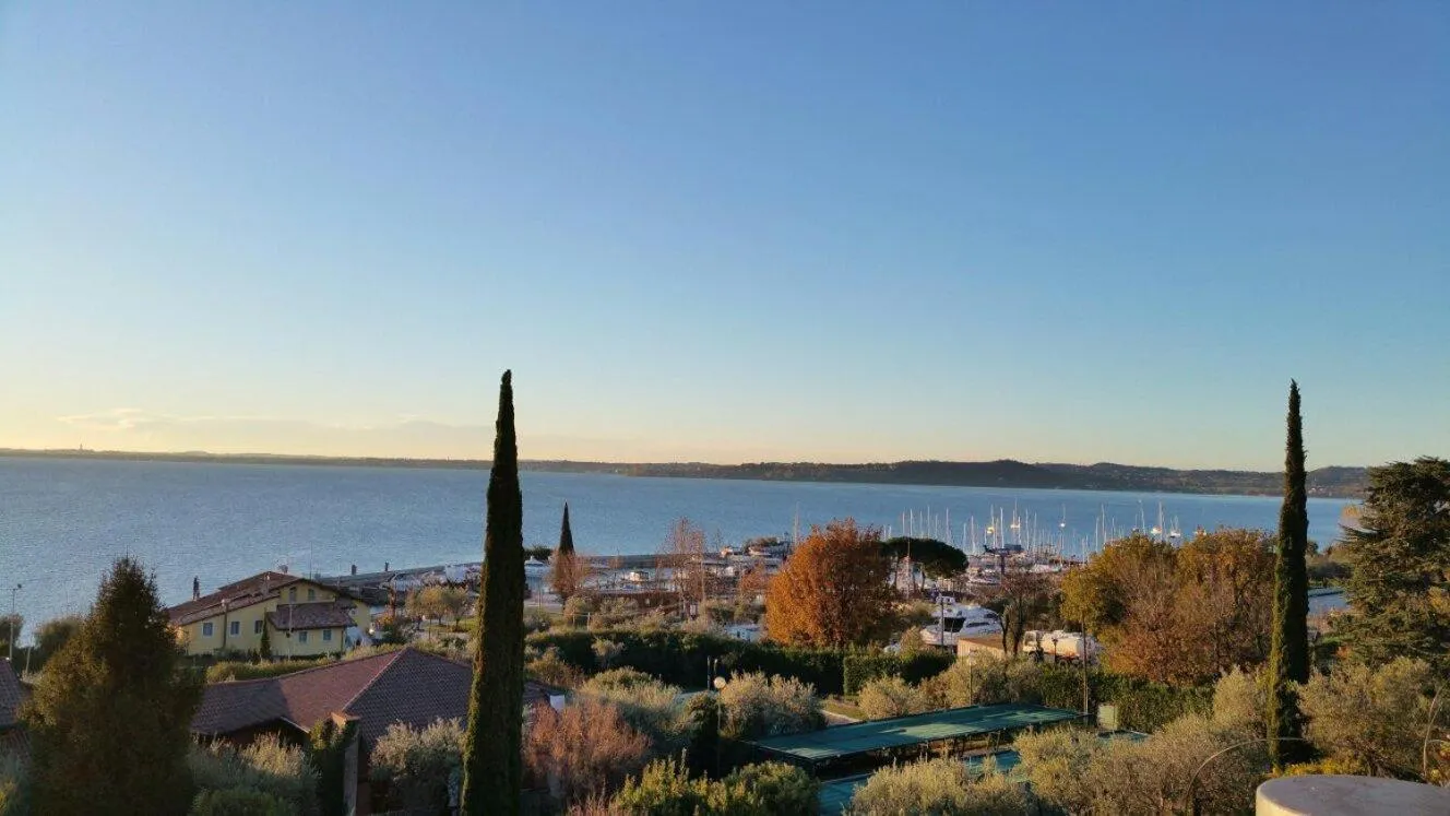 Sea view in Hotel Du Lac