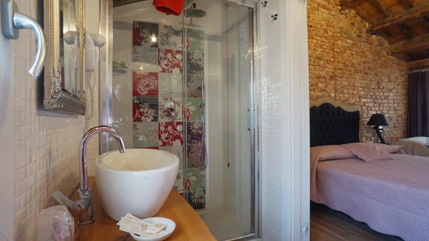 Bed in Barbara’s rooms