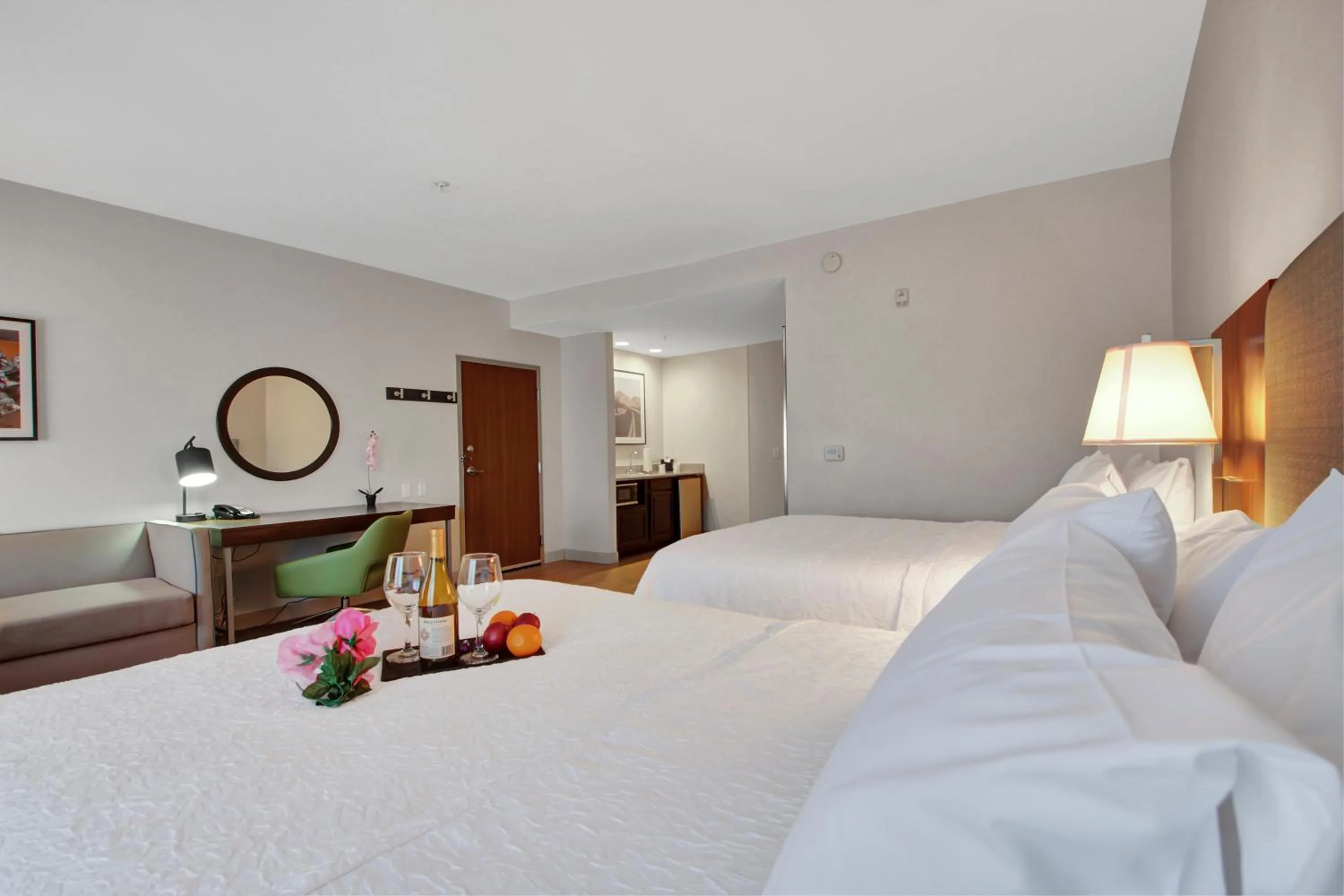 Bedroom, Bed in Hampton Inn & Suites by Hilton Hemet Menifee Murrieta