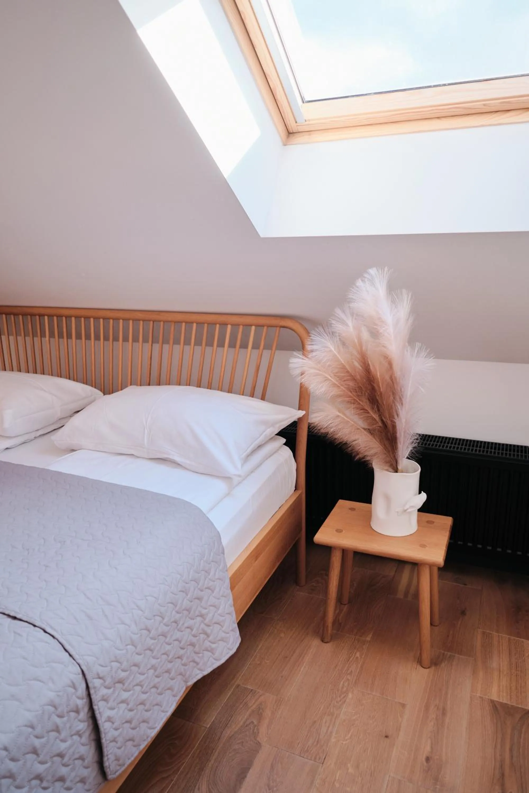 Bed in Vanadziņa māja