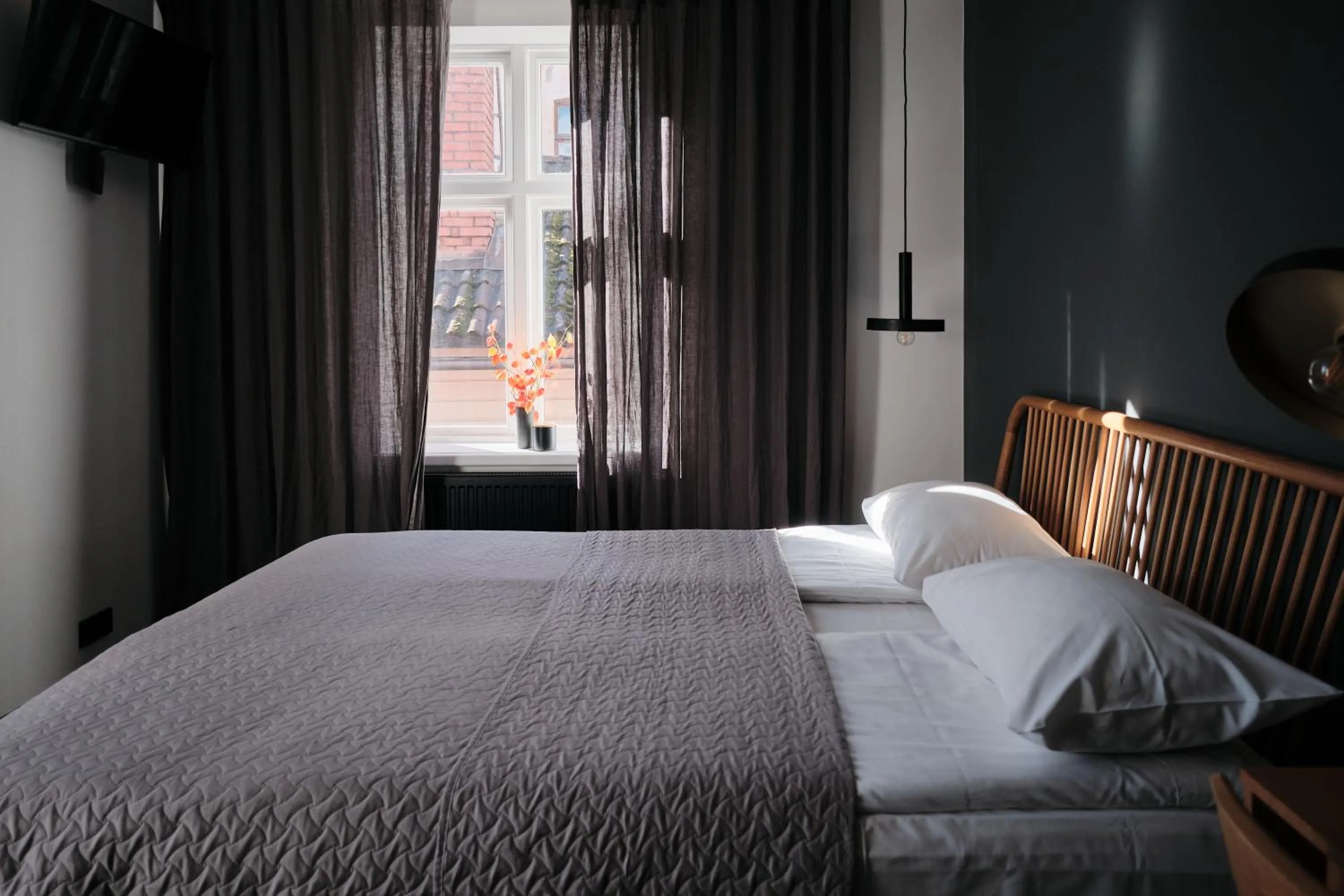 Bed in Vanadziņa māja