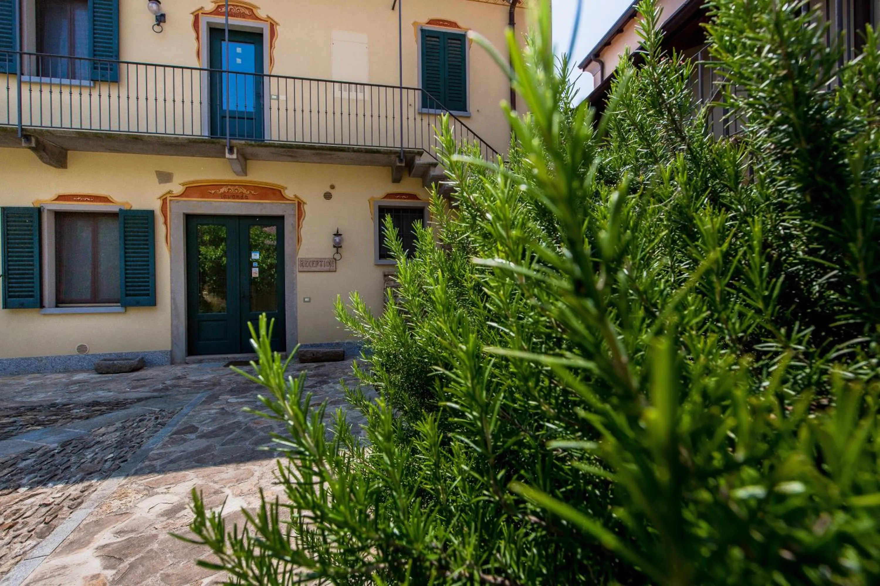 Decorative detail in Corte Del Passone