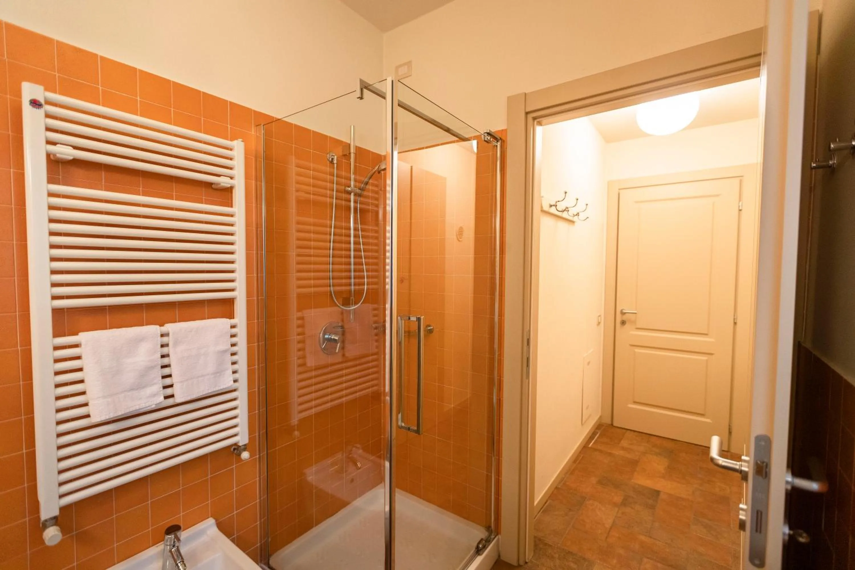 Shower in Corte Del Passone