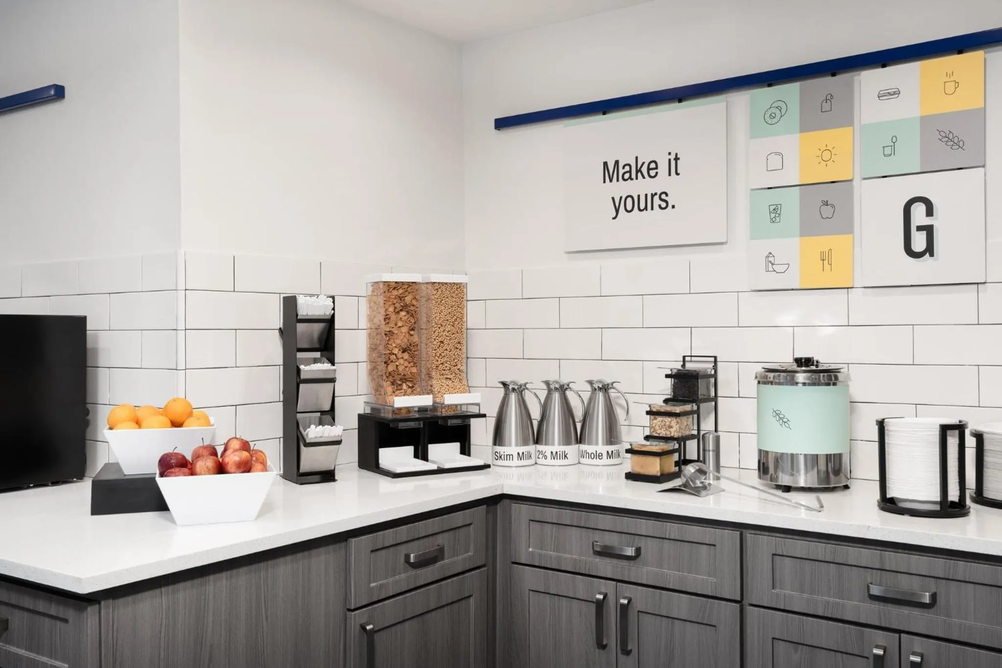 Breakfast in Red Lion Inn & Suites Auburn/Seattle