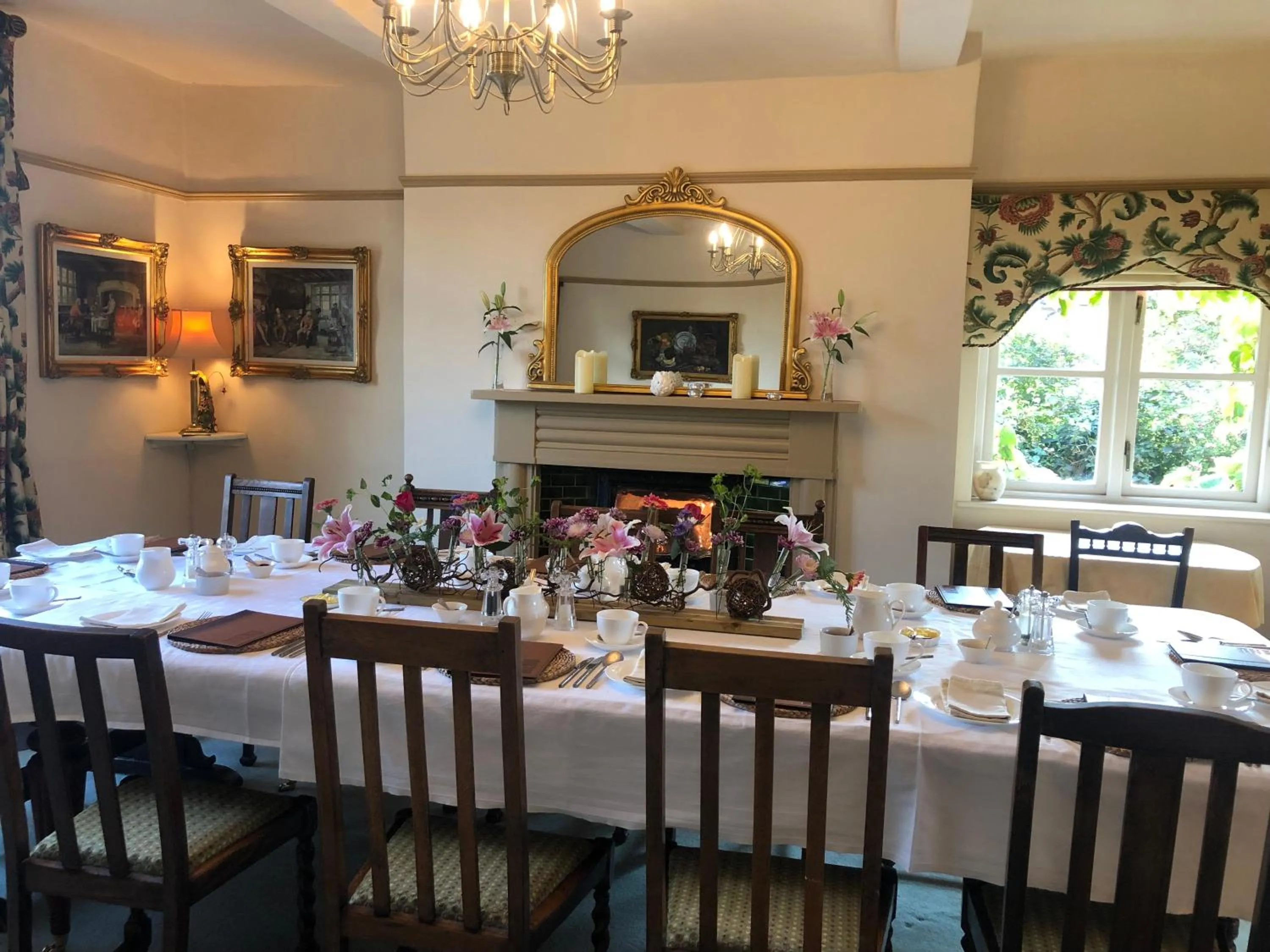 Restaurant/places to eat in Pickmere Country House