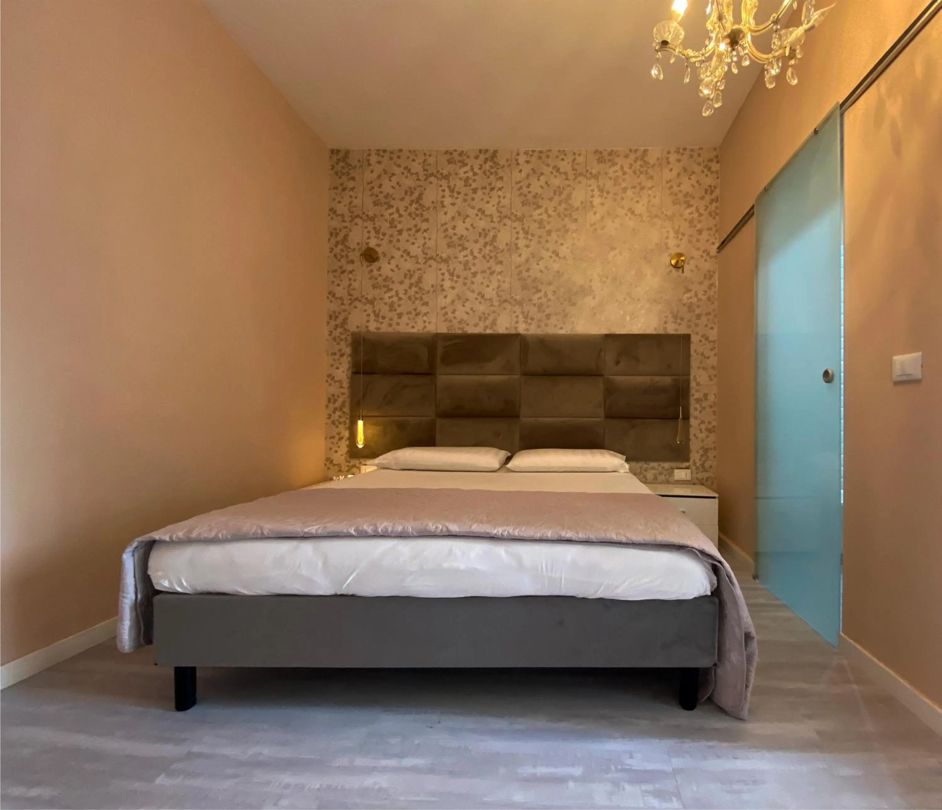 Bed in Casa Rosmini rooms, Dolomia best home