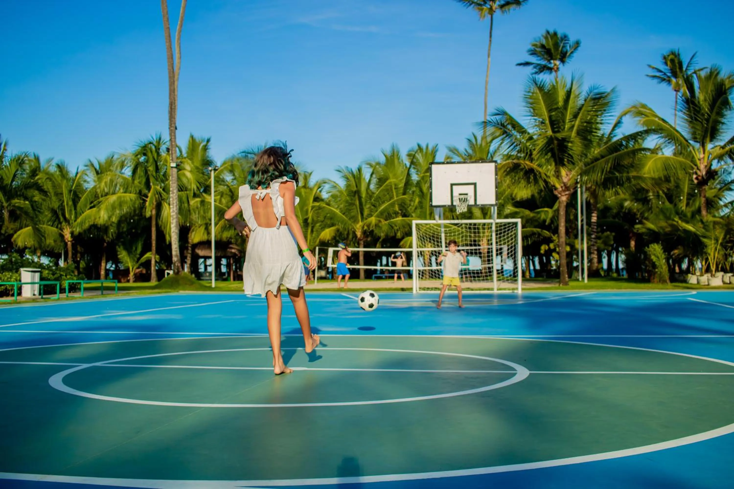 Tennis court in Vivá Porto de Galinhas Resort
