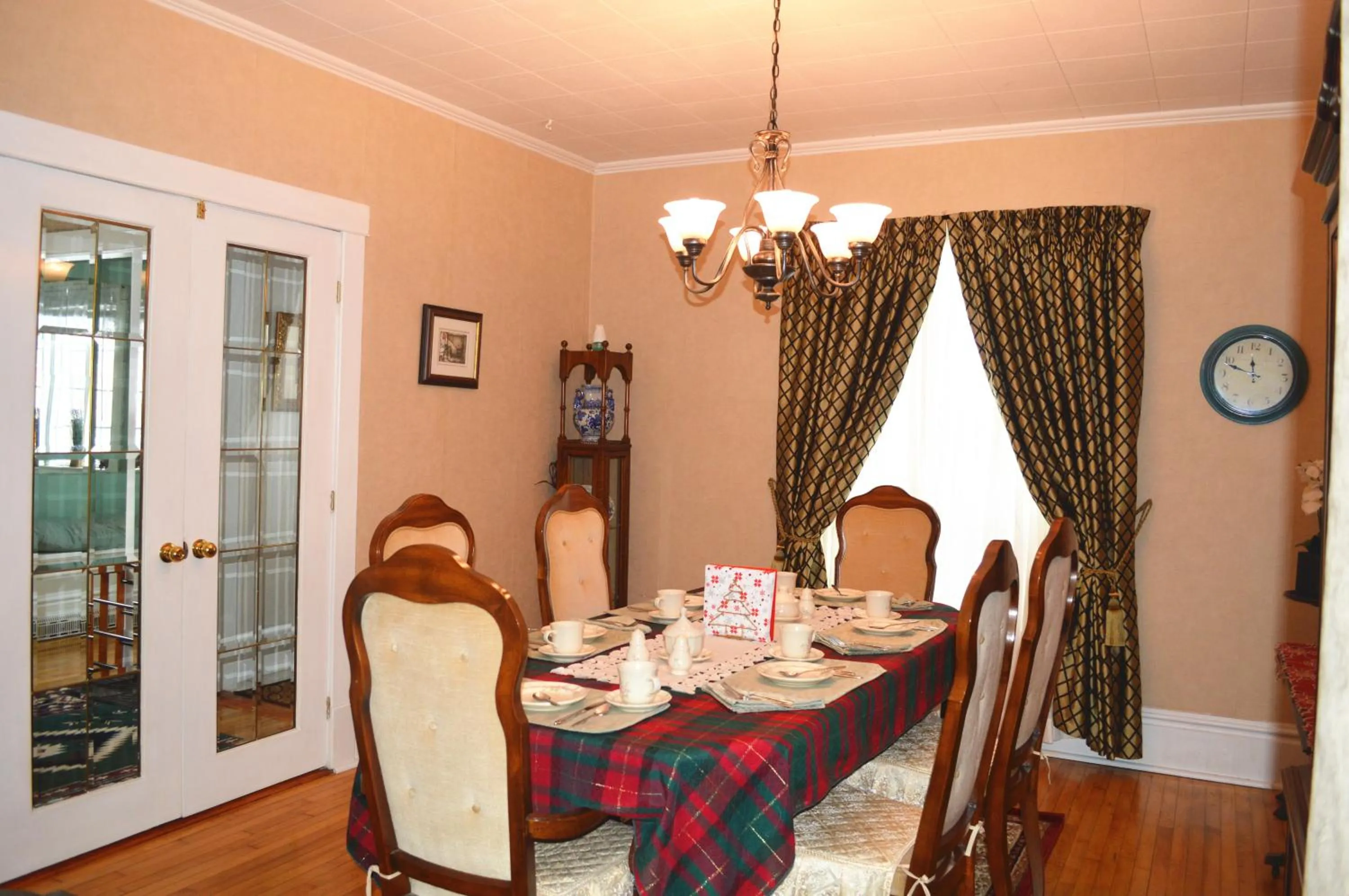Restaurant/places to eat in Strathaird Bed and Breakfast