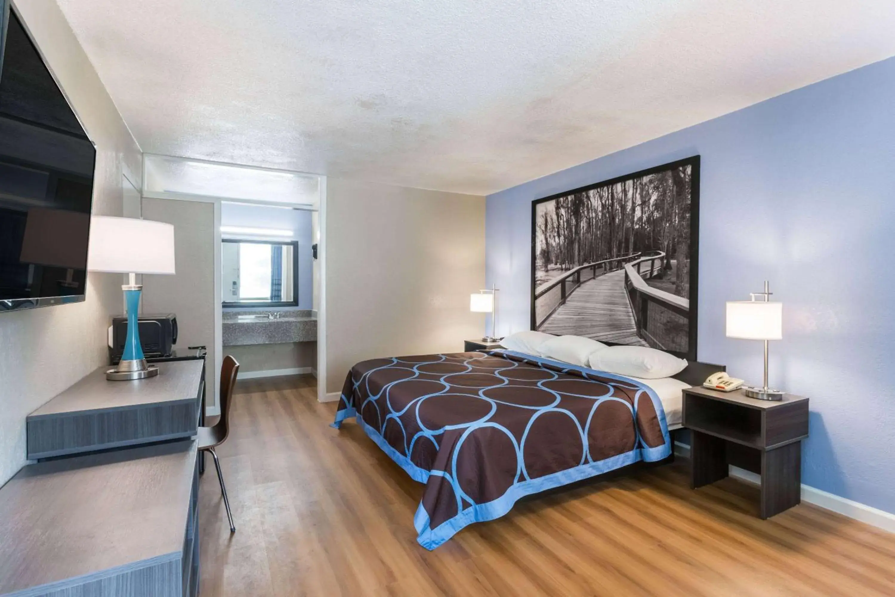 Photo of the whole room, Bed in Super 8 by Wyndham Hardeeville - Savannah North Photo of the whole room, Bed in Super 8 by Wyndham Hardeeville - Savannah North