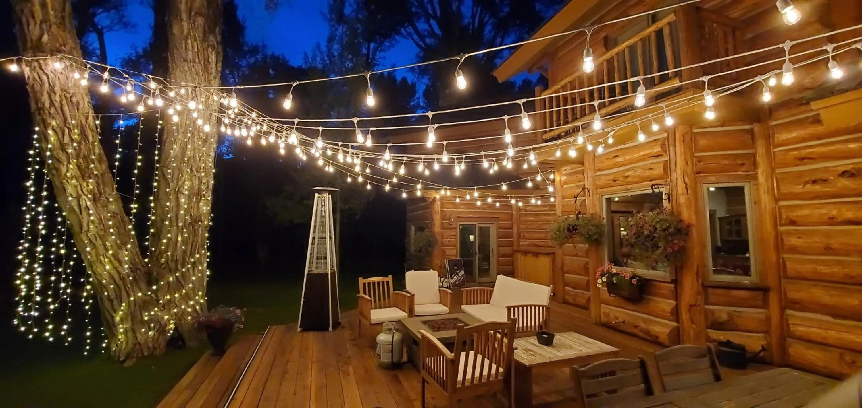 Property building in Bentwood Inn