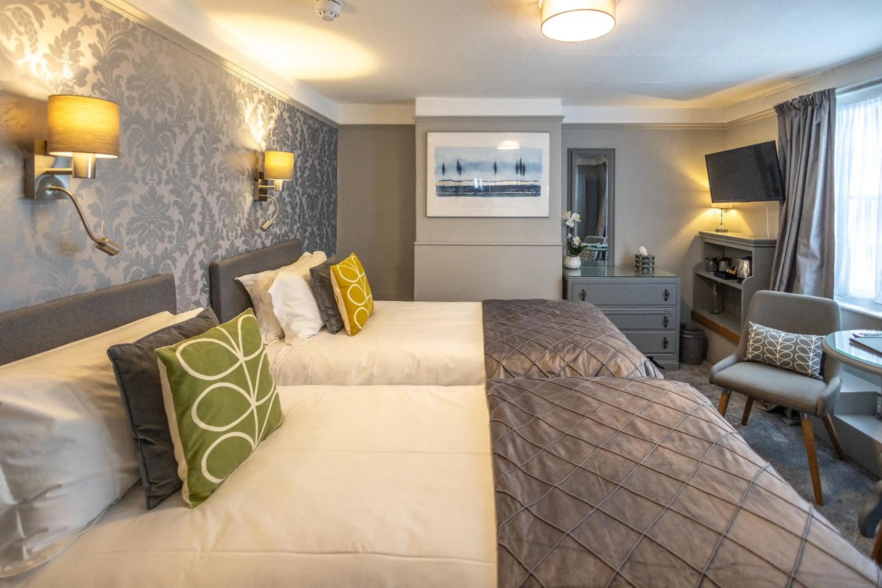 Bedroom, Bed in Gloucester House