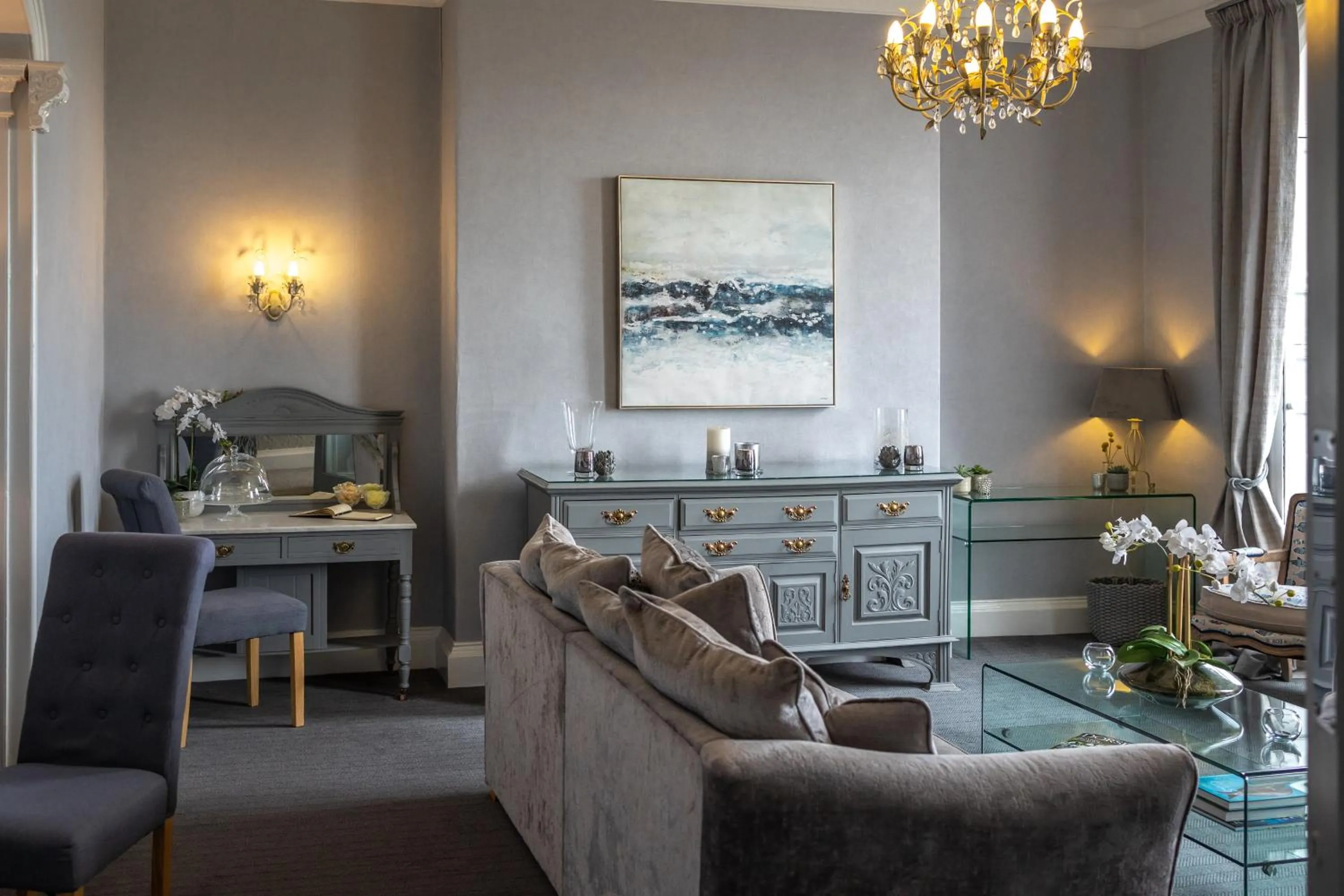 Living room in Gloucester House