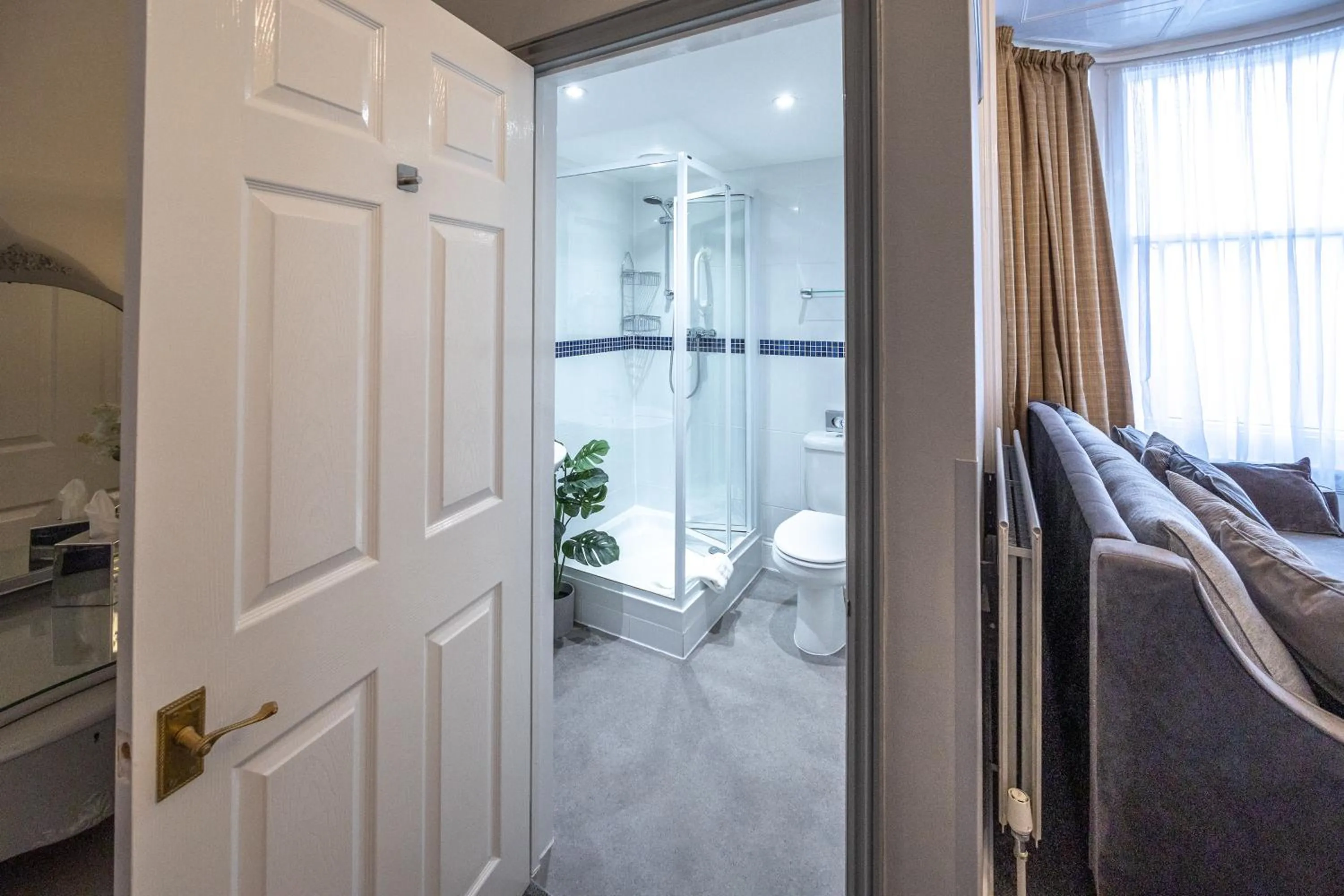 Bedroom in Gloucester House