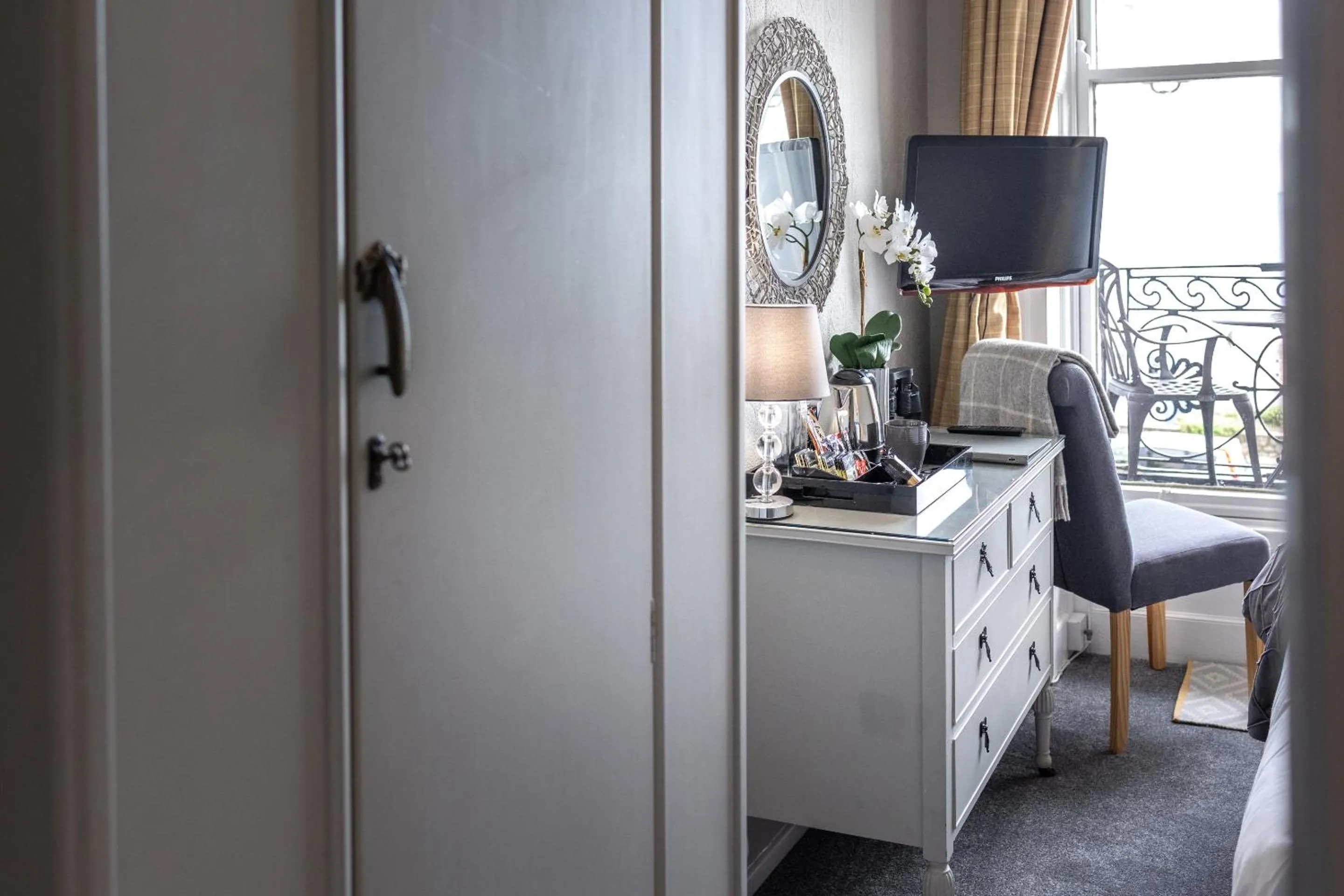 Bedroom, Bed in Gloucester House