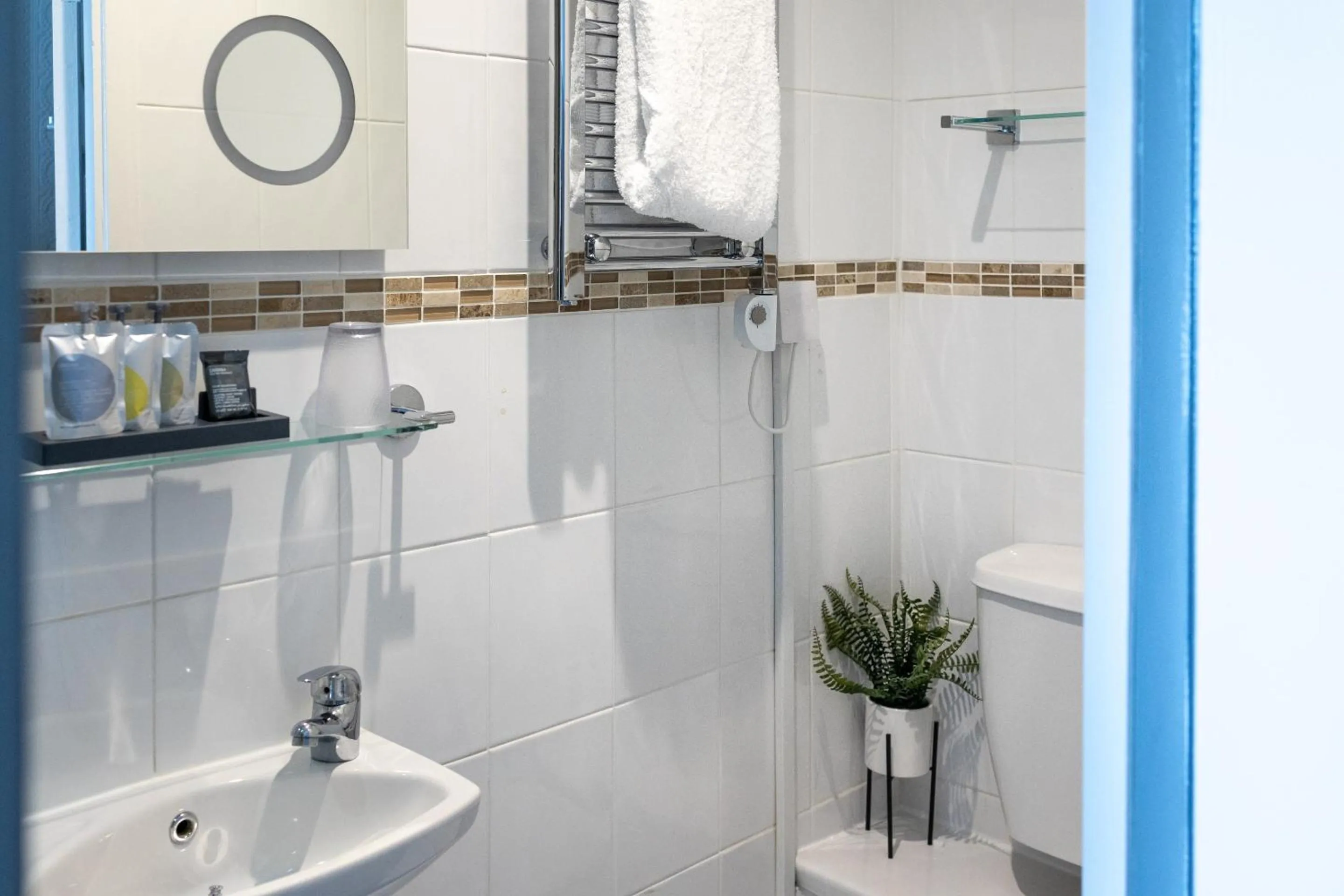 Bathroom in Gloucester House