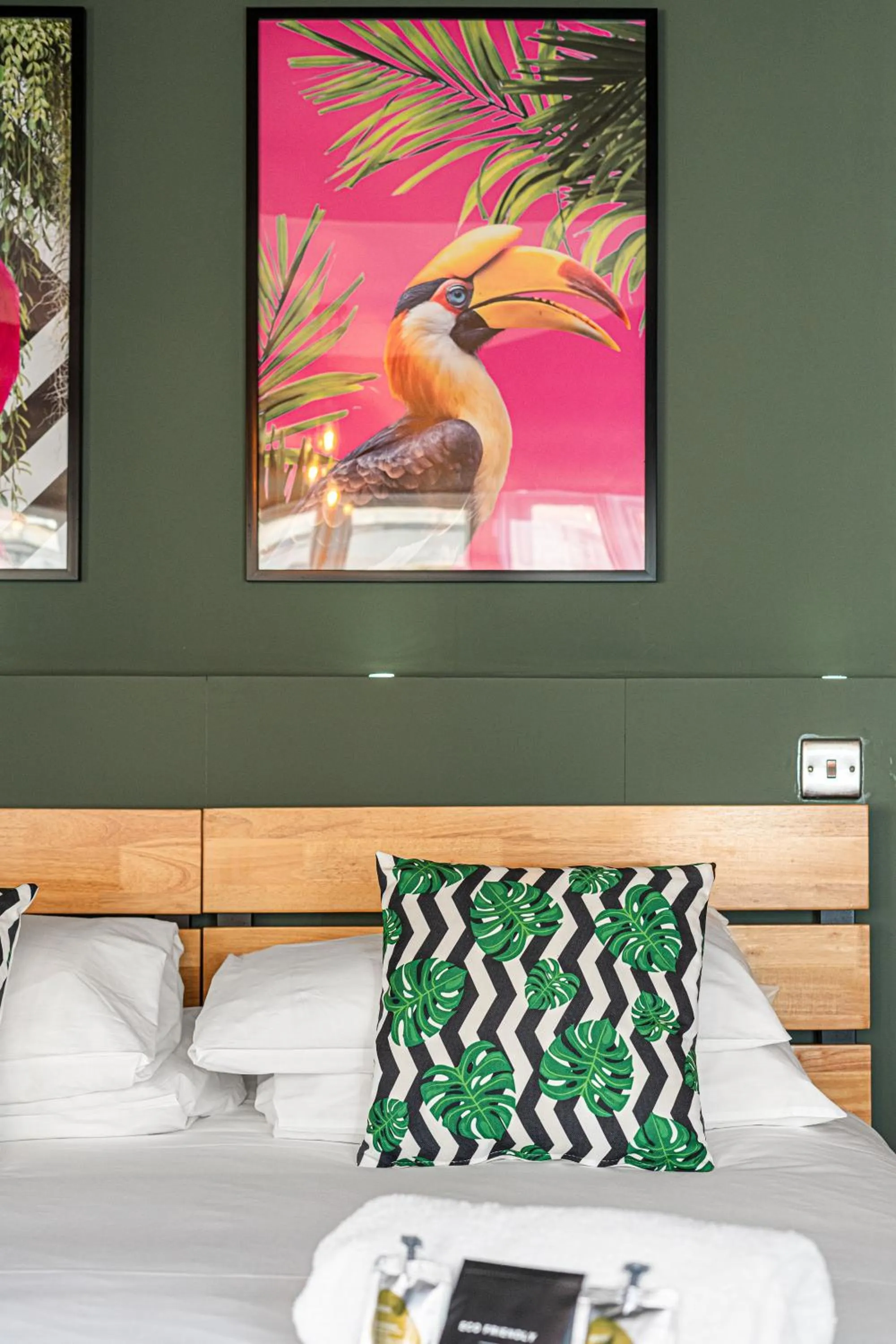 Bed in One Broad Street