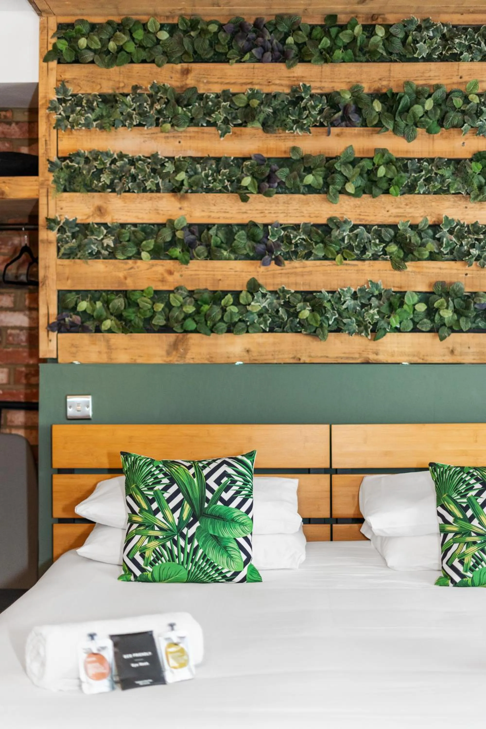 Bed in One Broad Street