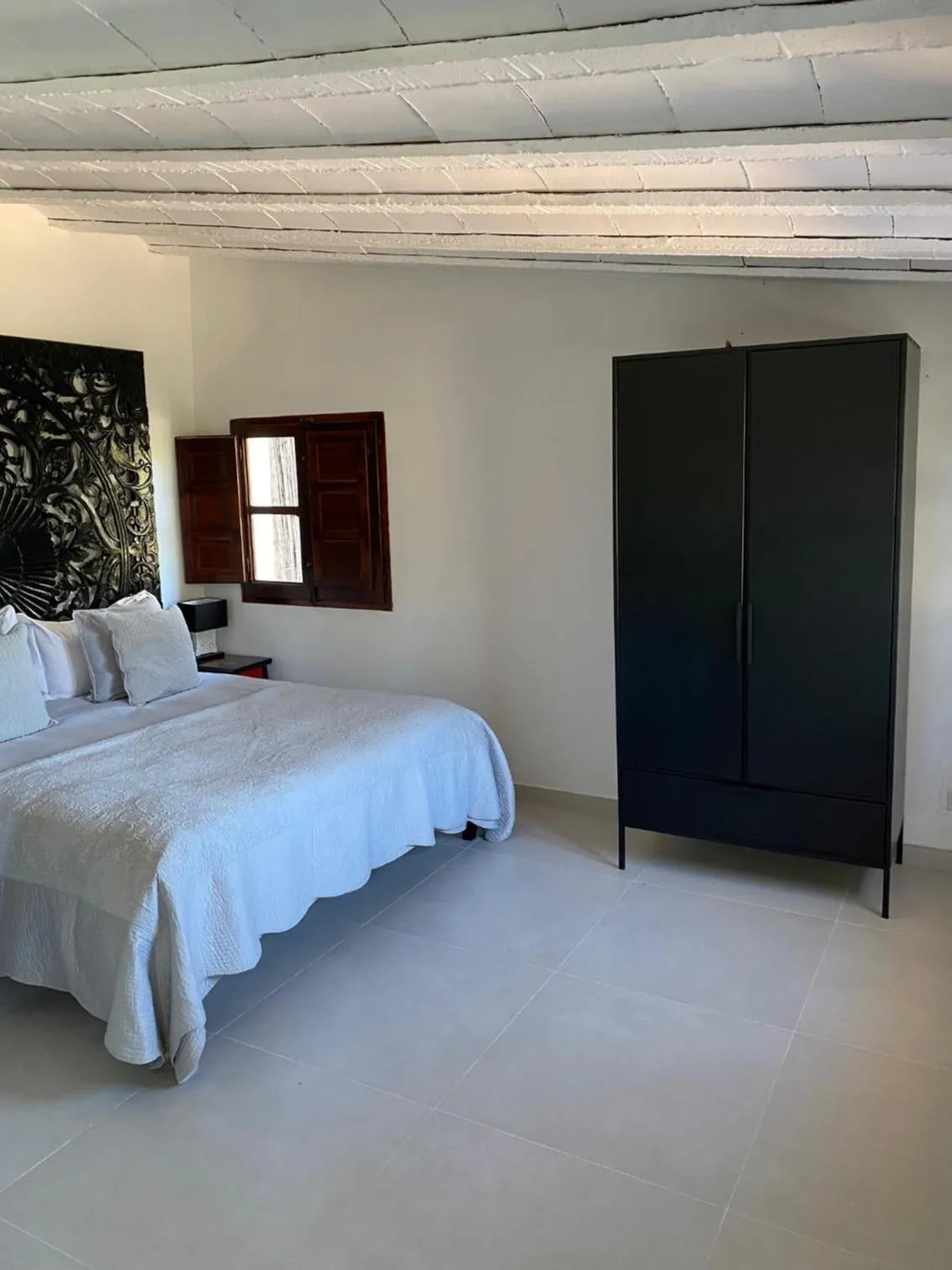 Bed in Casa Baliza, adults only