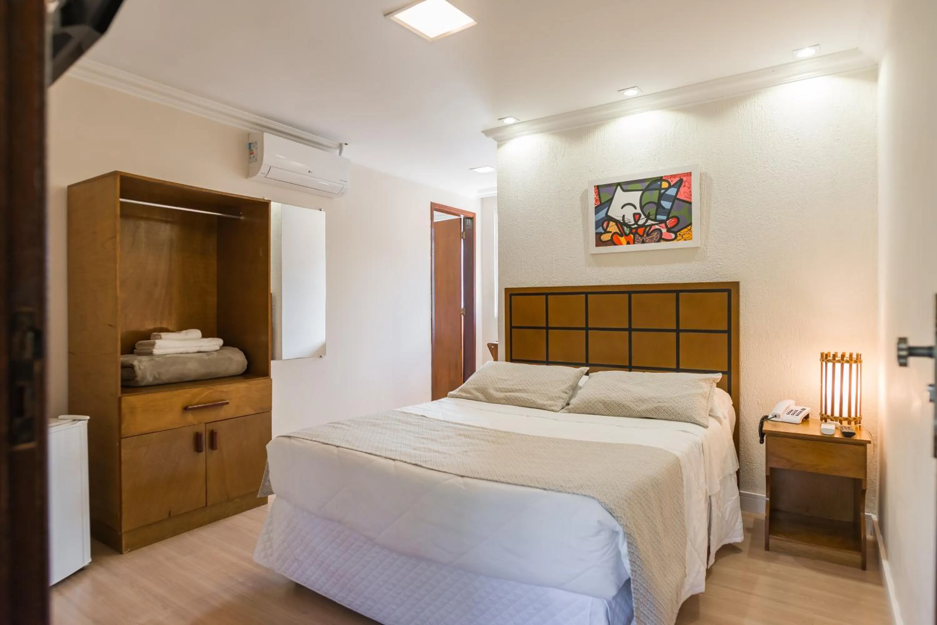 Bed in Hotel Serra Everest