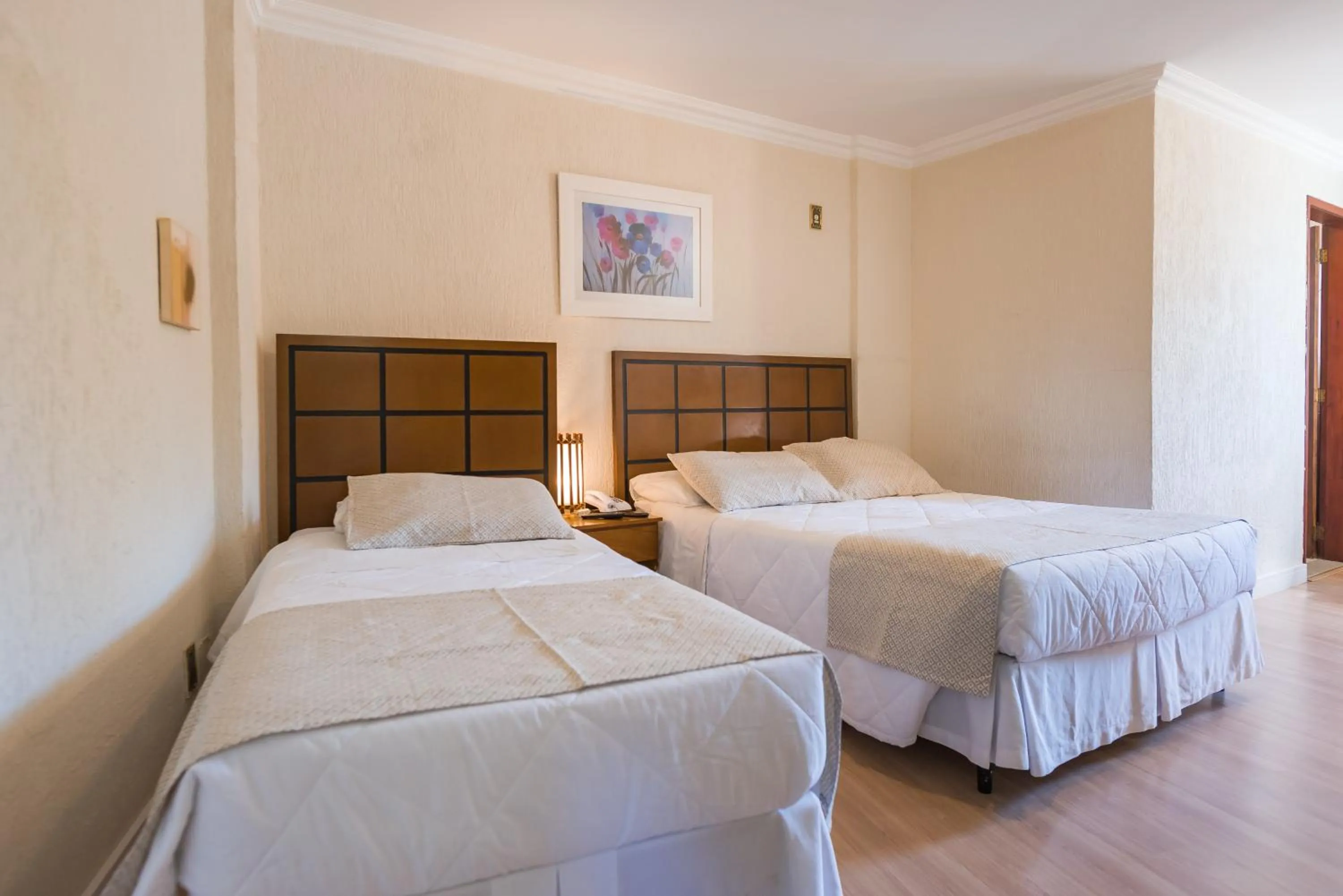 Bed in Hotel Serra Everest