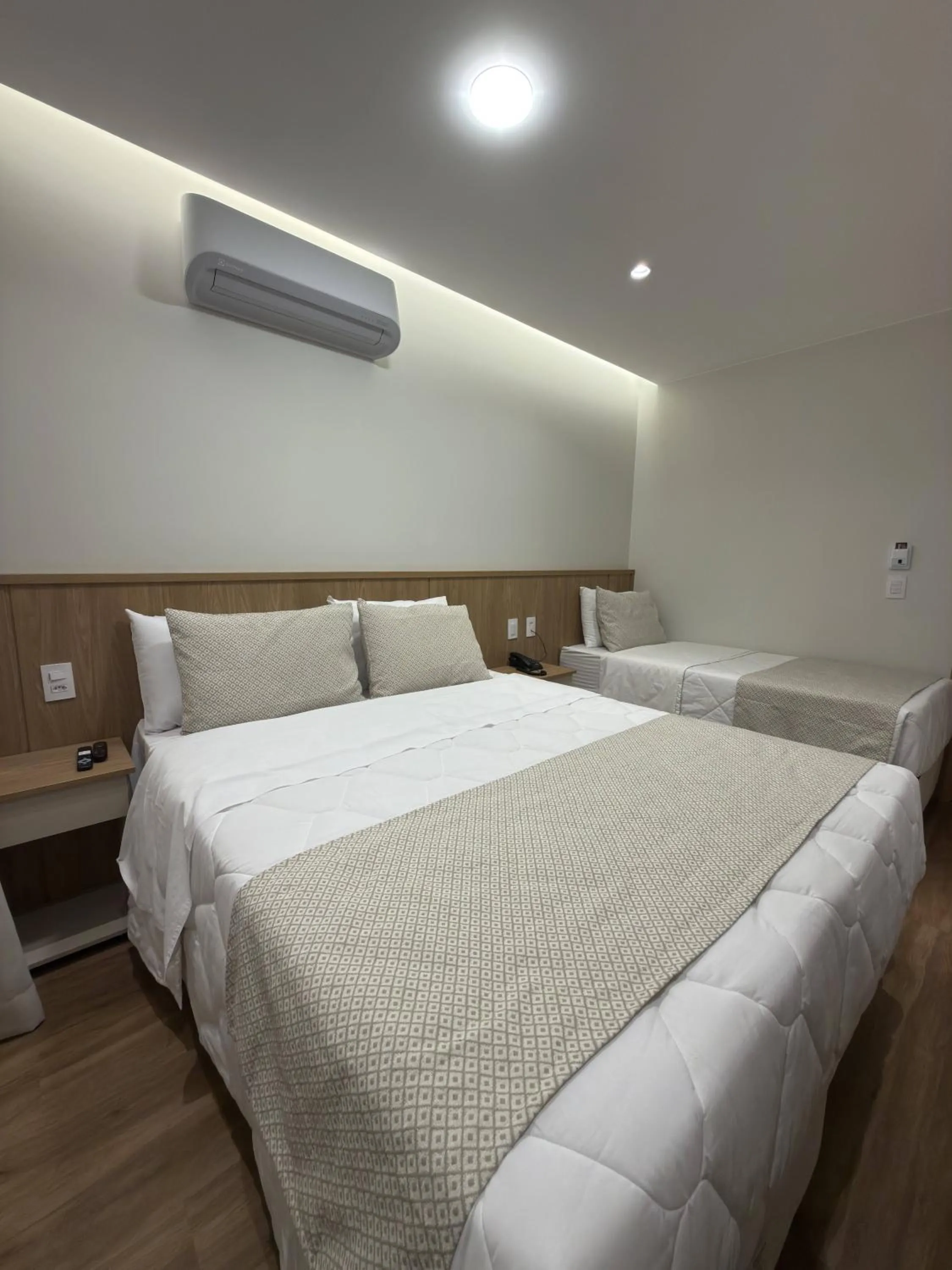 Bed in Hotel Serra Everest