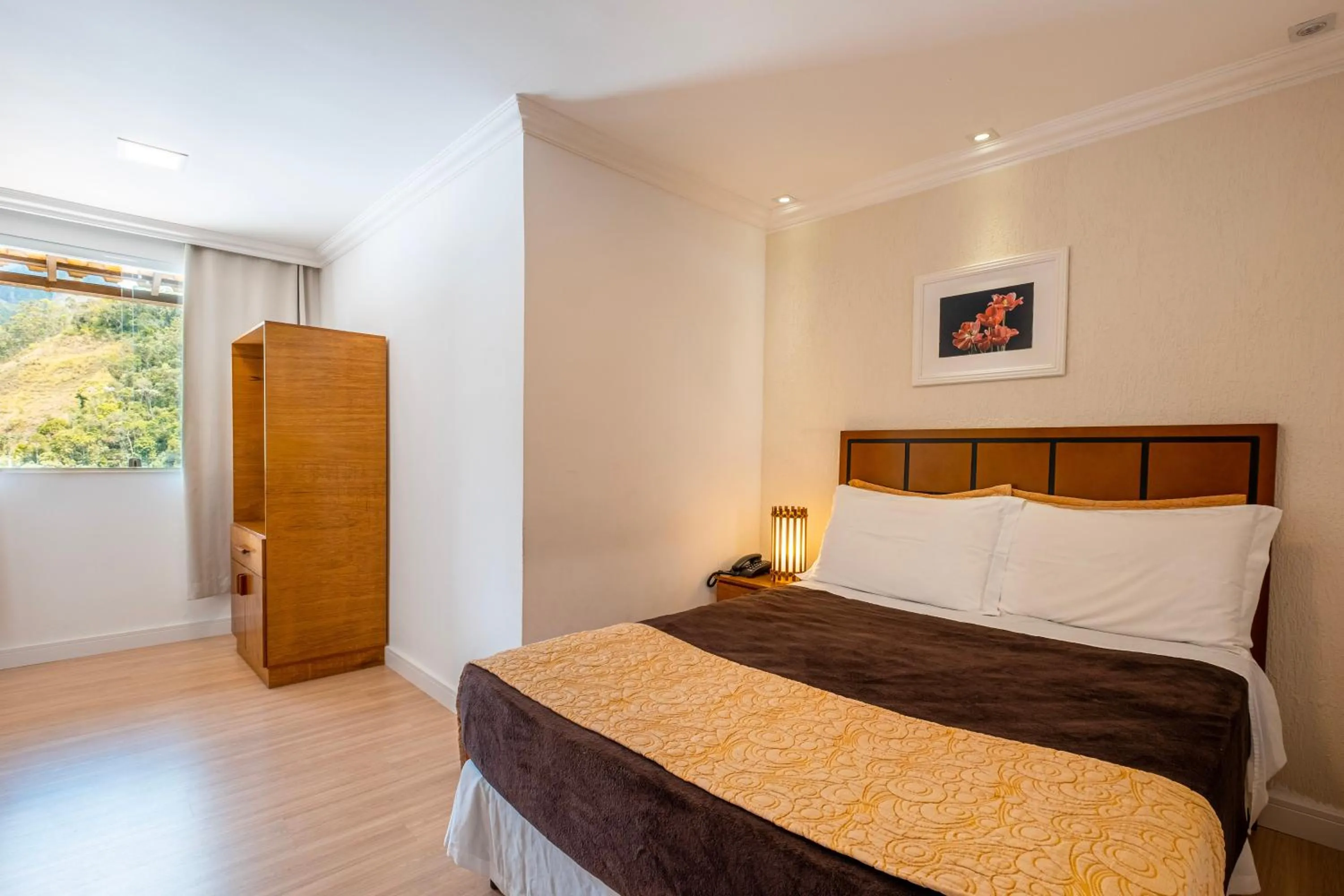 Bed in Hotel Serra Everest